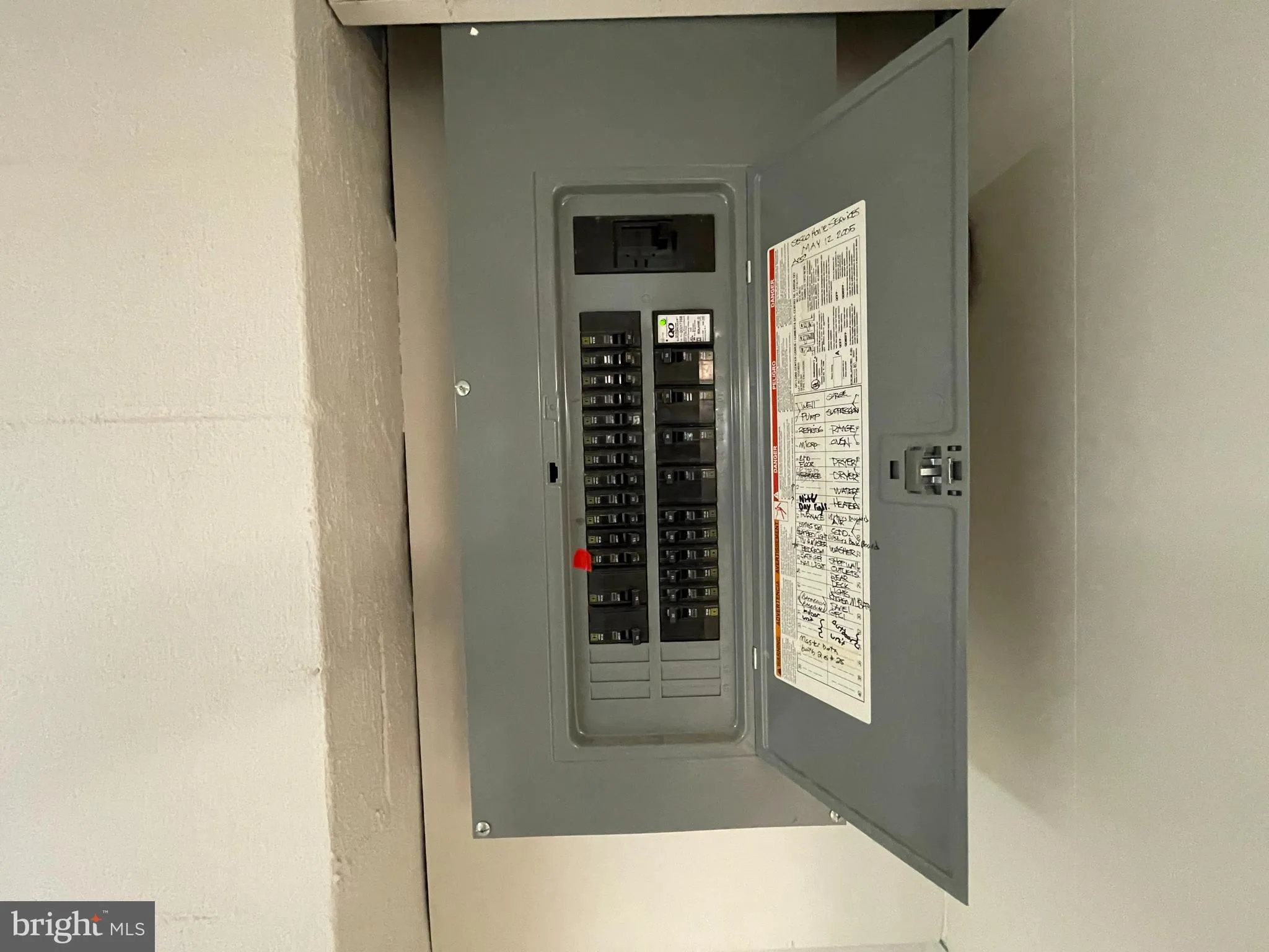 Shippensburg, Pennsylvania 17257, United States, 4 Bedrooms Bedrooms, ,3 BathroomsBathrooms,Residential,Pending,135844