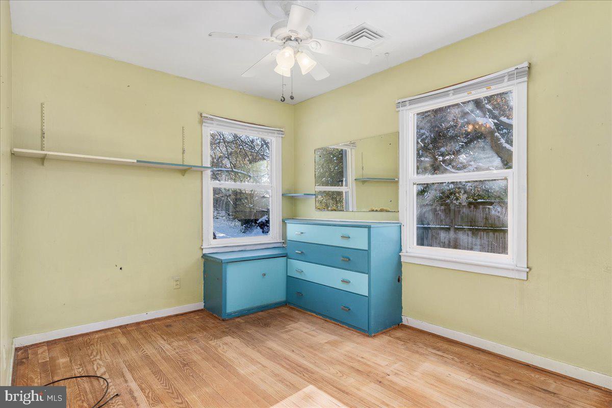 NORTH END - Residential