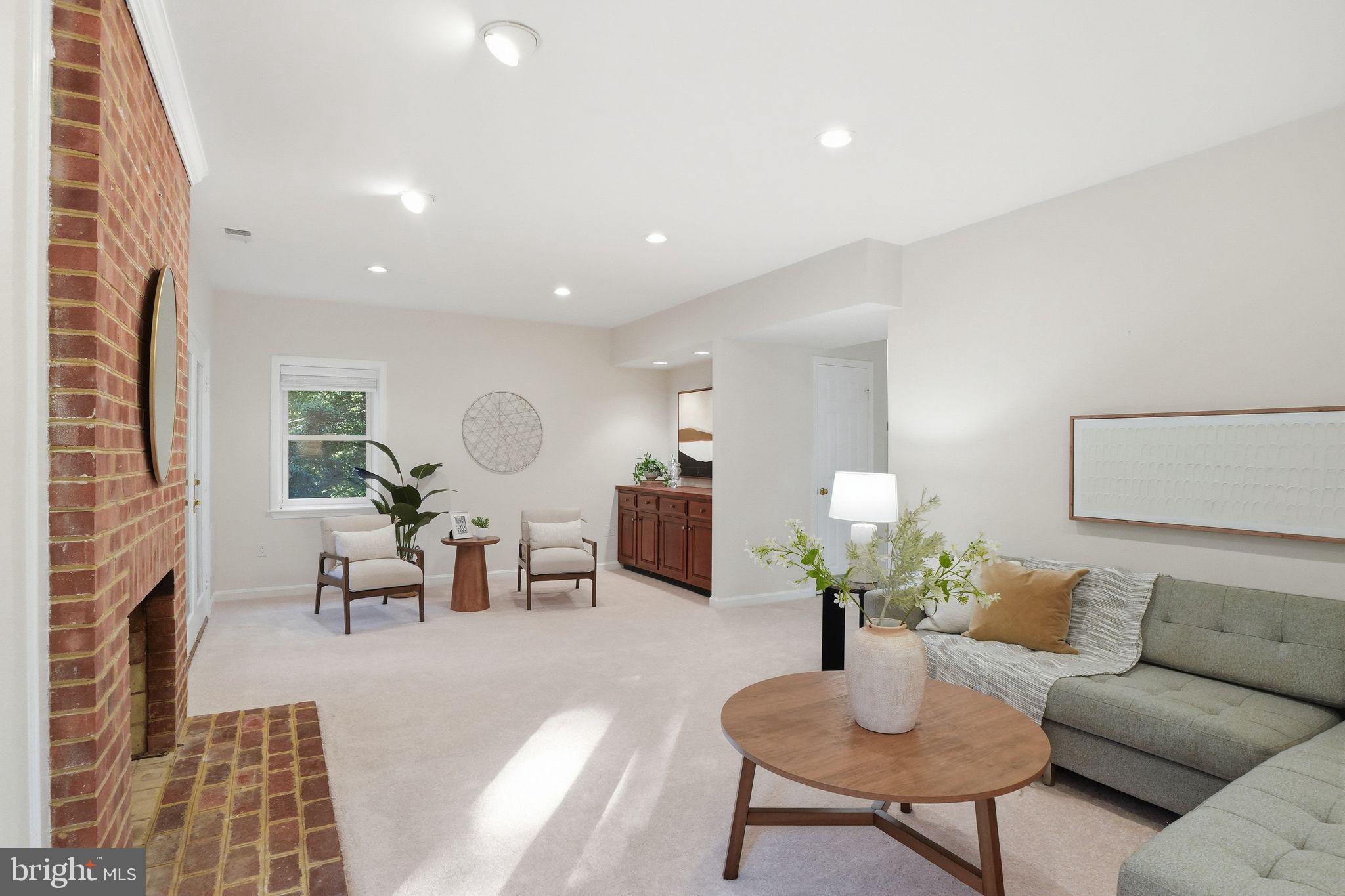 ASPEN GROVE - Residential