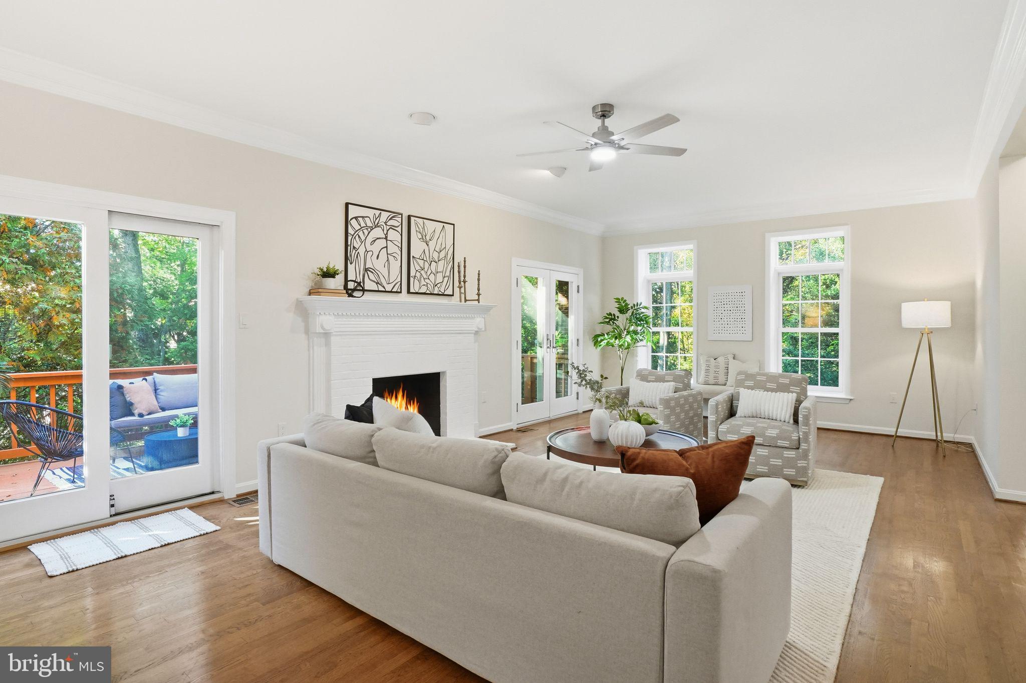 10231 ASPEN WILLOW DRIVE