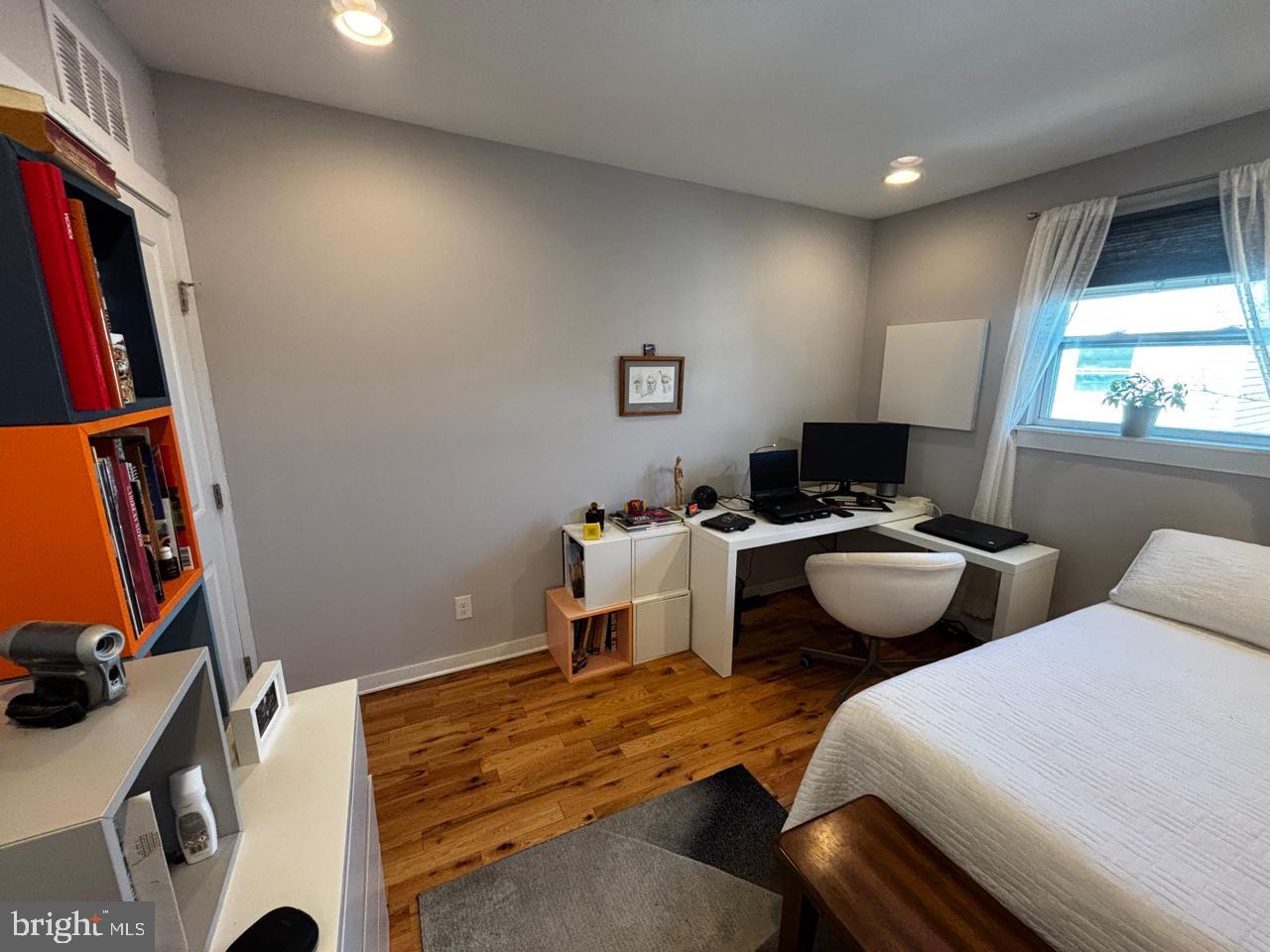 GRAYS FERRY - Residential Lease