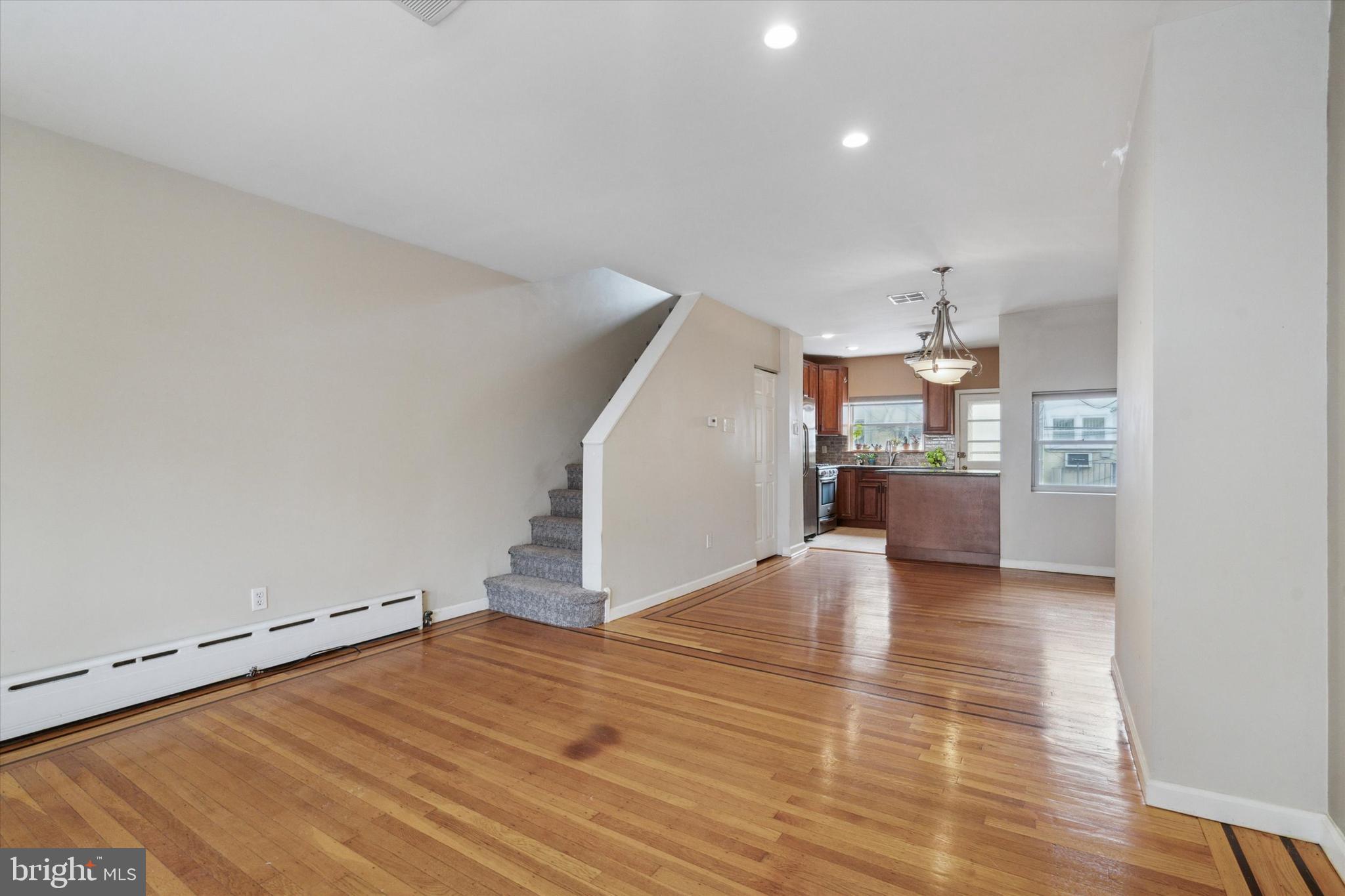 MARCONI PARK EAST - Residential