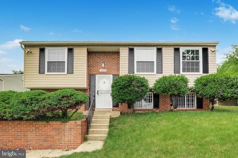 Photo of 5405 Truoc Court, OXON HILL, MD 20745 (MLS # MDPG2203398)