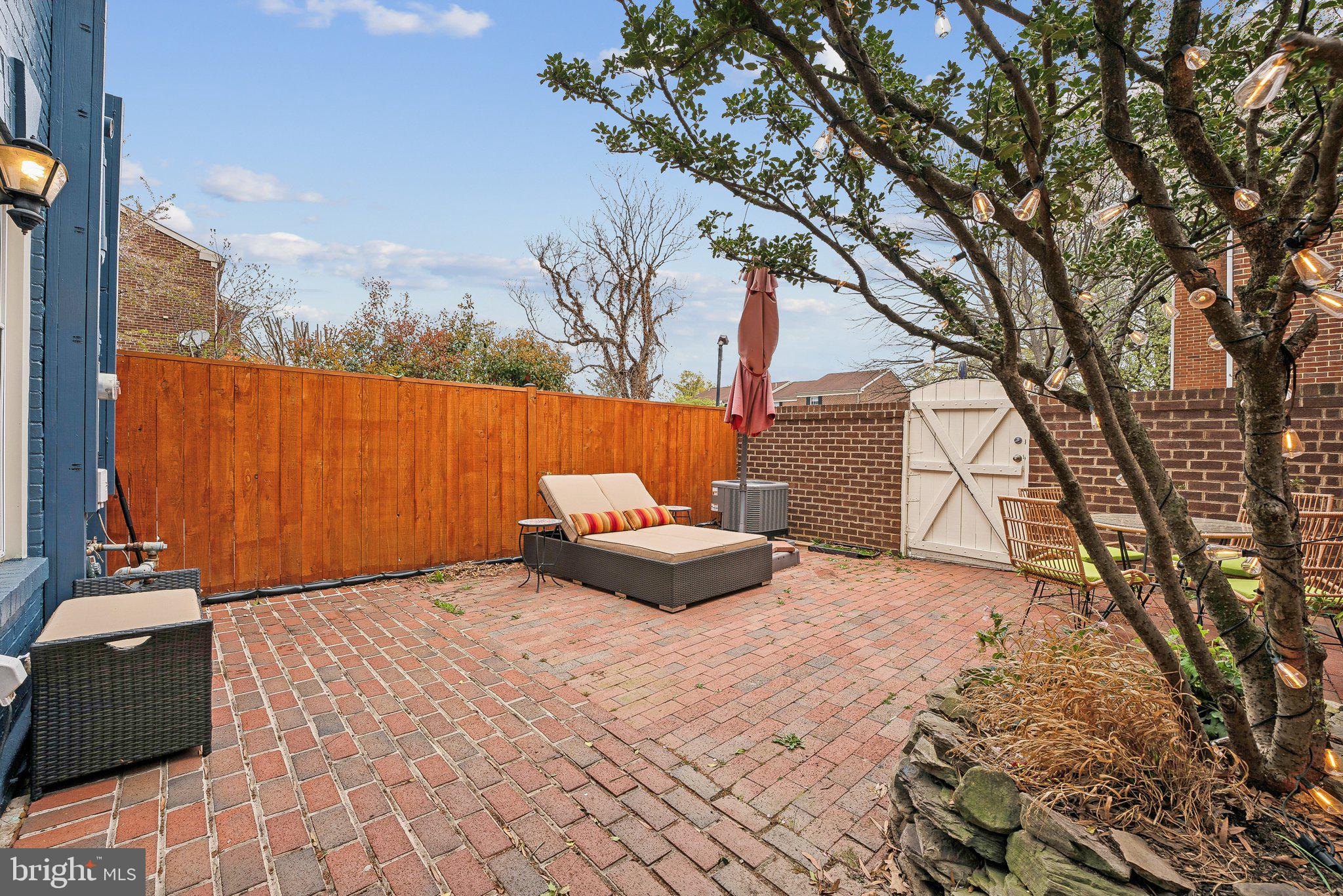 OLD TOWN - Residential