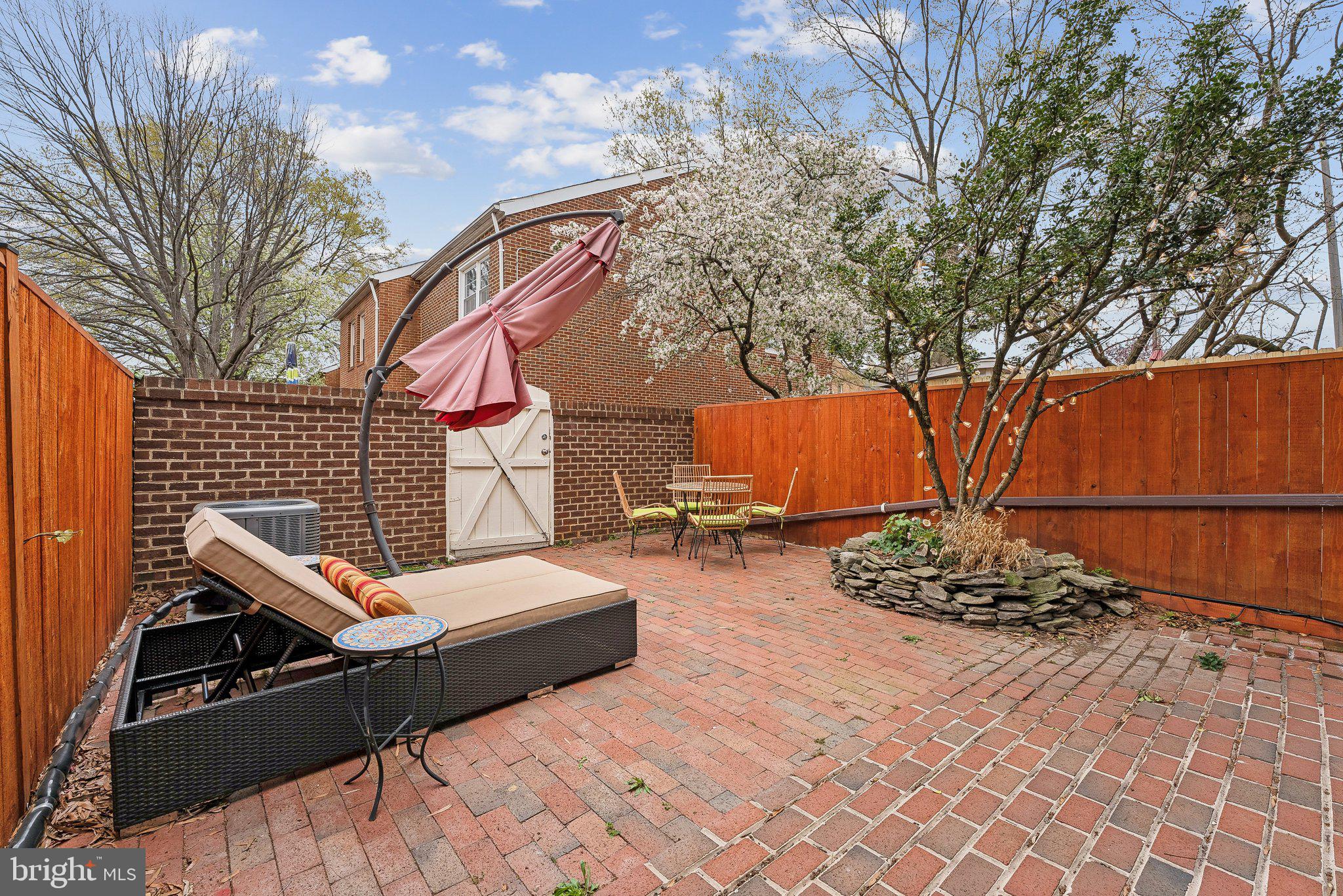 OLD TOWN - Residential