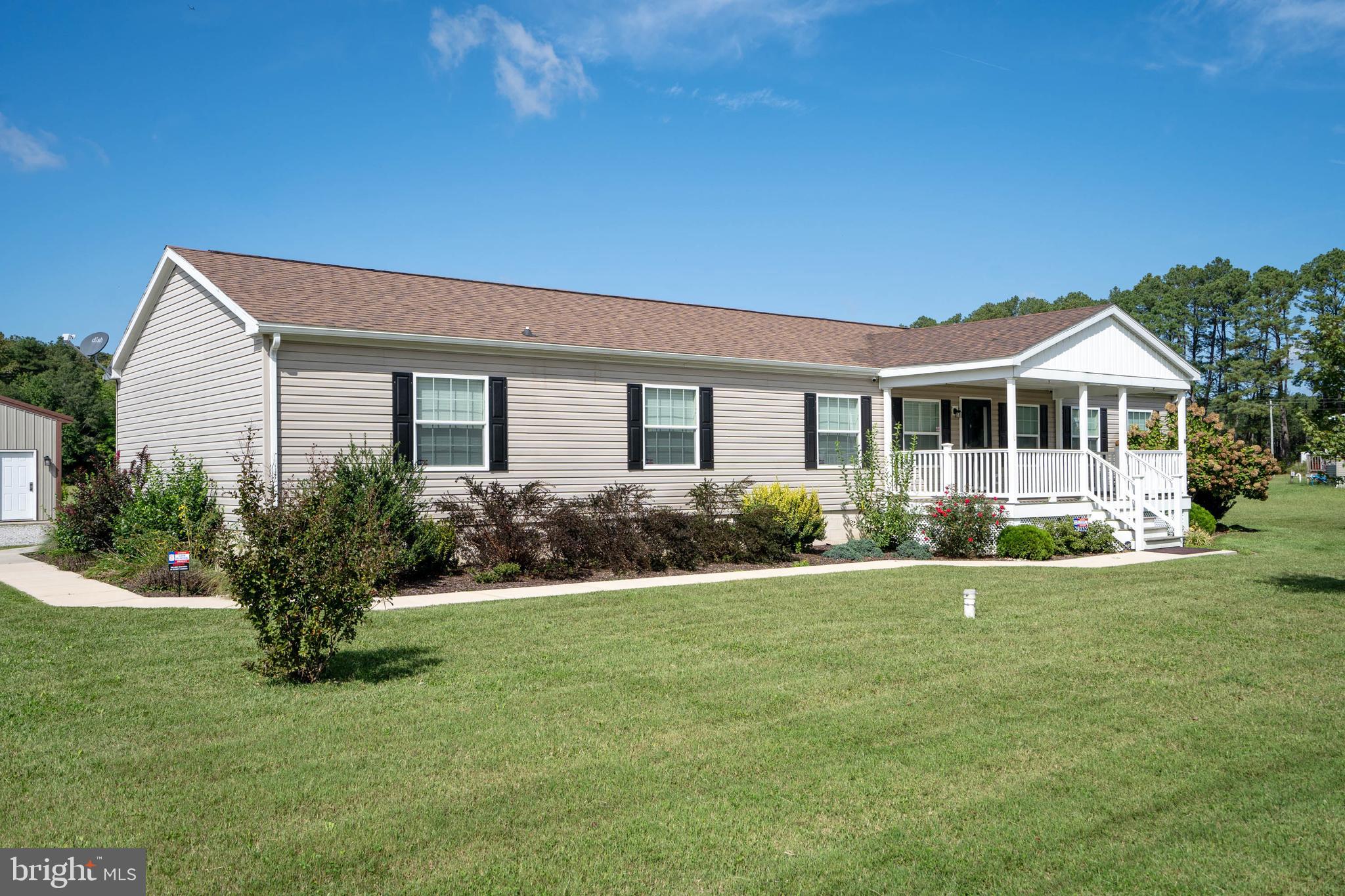 28032 E TRAP POND ROAD