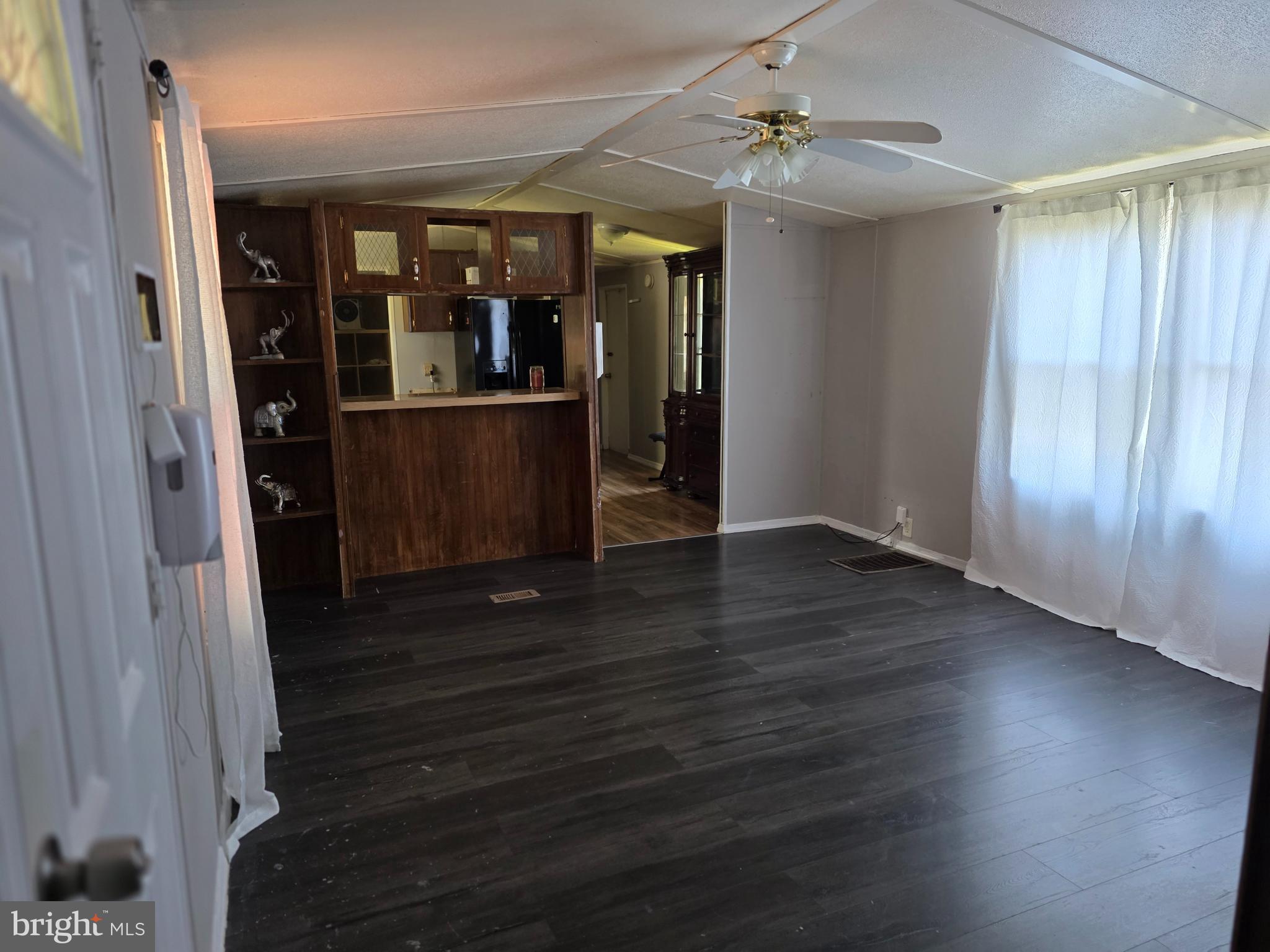 400 BAUERS DRIVE