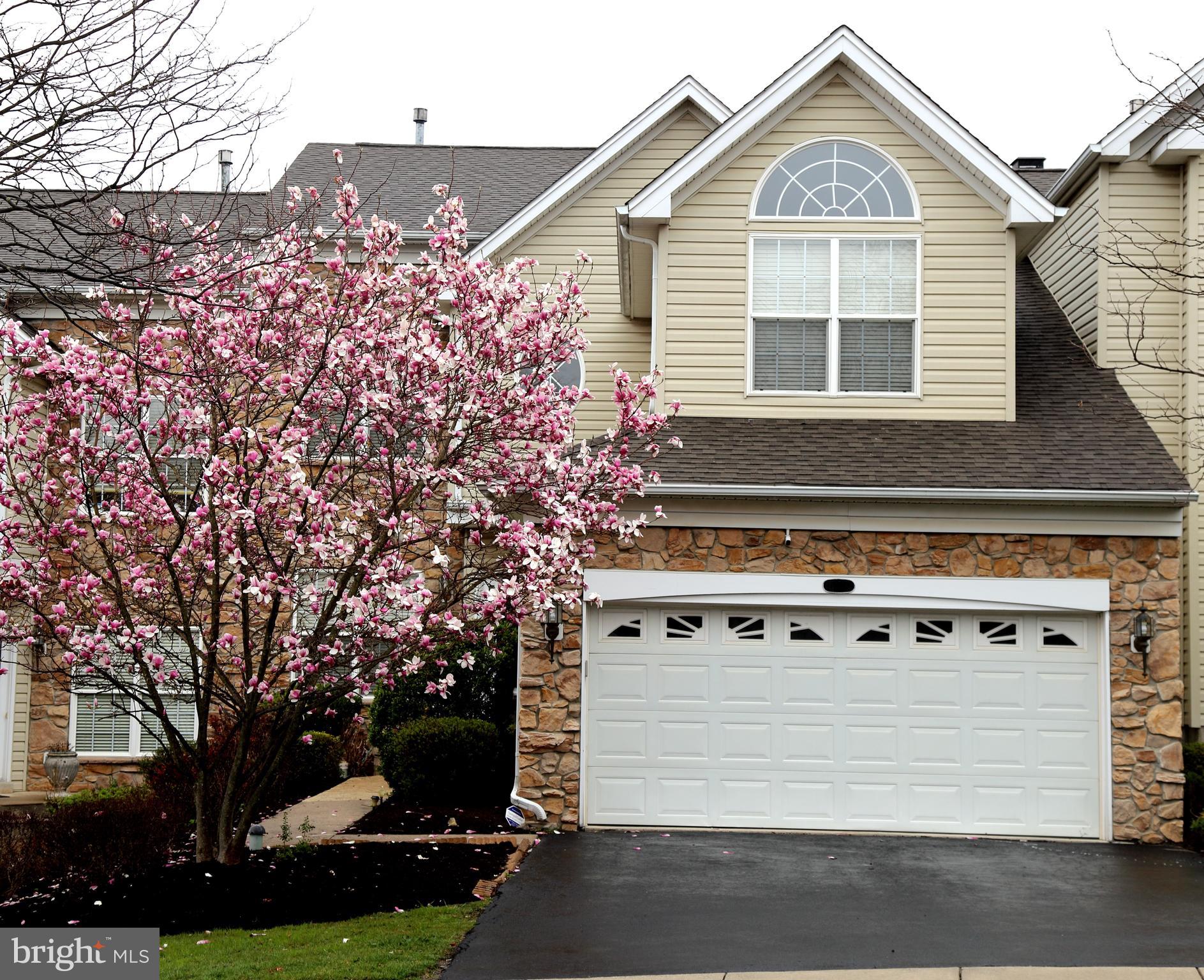 GREAT VIEWS! Move in ready 3 bedroom, 3.5 bath Carriage home in the Whiteland Woods community, located in the West Chester School District. 2 story foyer with hardwood flooring on entire 1st floor level. Lots of windows in the 2 story, open living room with oak tread stairs to 2nd floor. Beautiful kitchen with oak cabinets, Corian counters, gas cook top and ceramic tile backsplash. Adjacent family room has a wood burning fireplace and lots of windows. There is also a deck with beautiful views of the valley. 2nd floor has master suite with huge walk-in closets and full bath with stand-up shower and a soaking tub. Enjoy the great views of the valley from the master bedroom and bathroom. Also, 2 additional bedrooms with a hall bath with double vanity and a walk-in closet in one of the bedrooms. Finished, walkout basement with separate home theater room, wet bar, exercise room, play room, which can also be used as home office, plus a full bath. Lot of storage space also included in the basement. The Whiteland Woods community offers many amenities, including tennis courts, outdoor pools, hot tub, walking trails, a recently upgraded Clubhouse with fitness center and two playgrounds. Great location with close proximity to SEPTA train stations at Exton and Whitford, Main Street and Exton Mall, Route 202, I76 and much more.
Available to rent starting September 1st week
Photos are not recent and taken before the current tenants stay.
