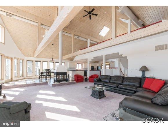 BREAKWATER BEACH - Residential