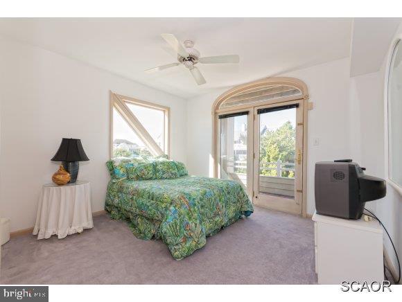 BREAKWATER BEACH - Residential