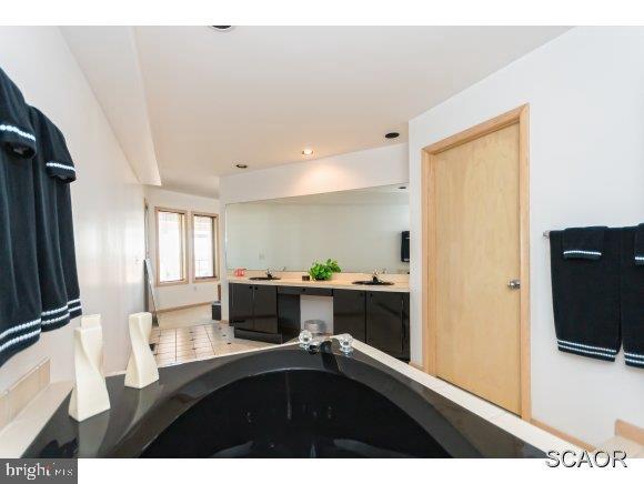 BREAKWATER BEACH - Residential