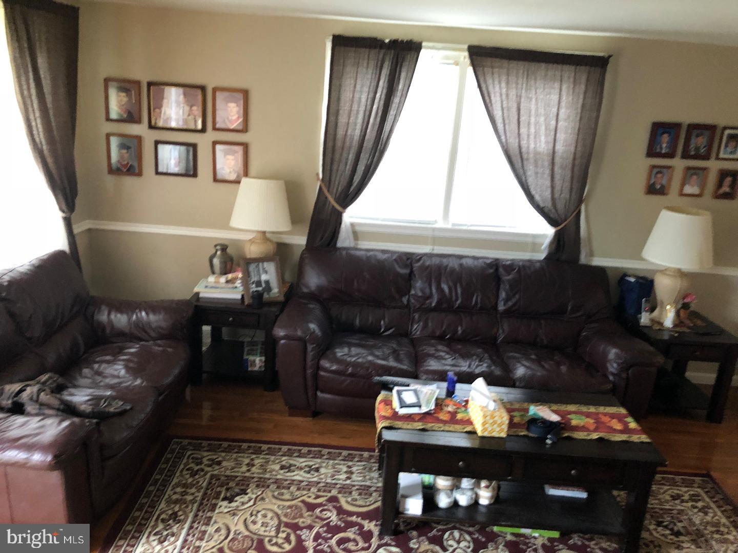 MAYFAIR (WEST) - Residential