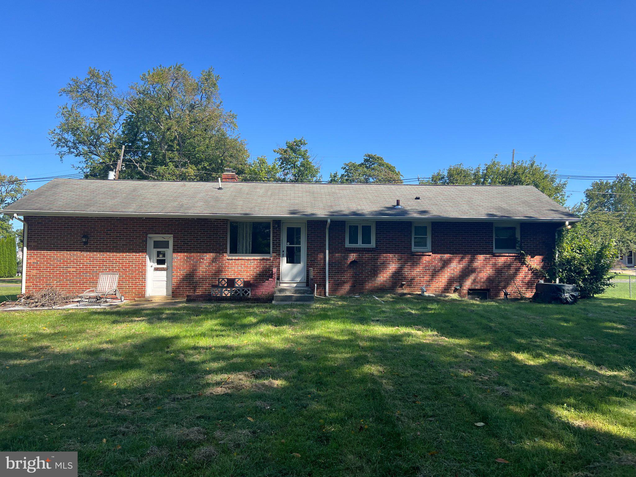 225 HAUSER AVENUE