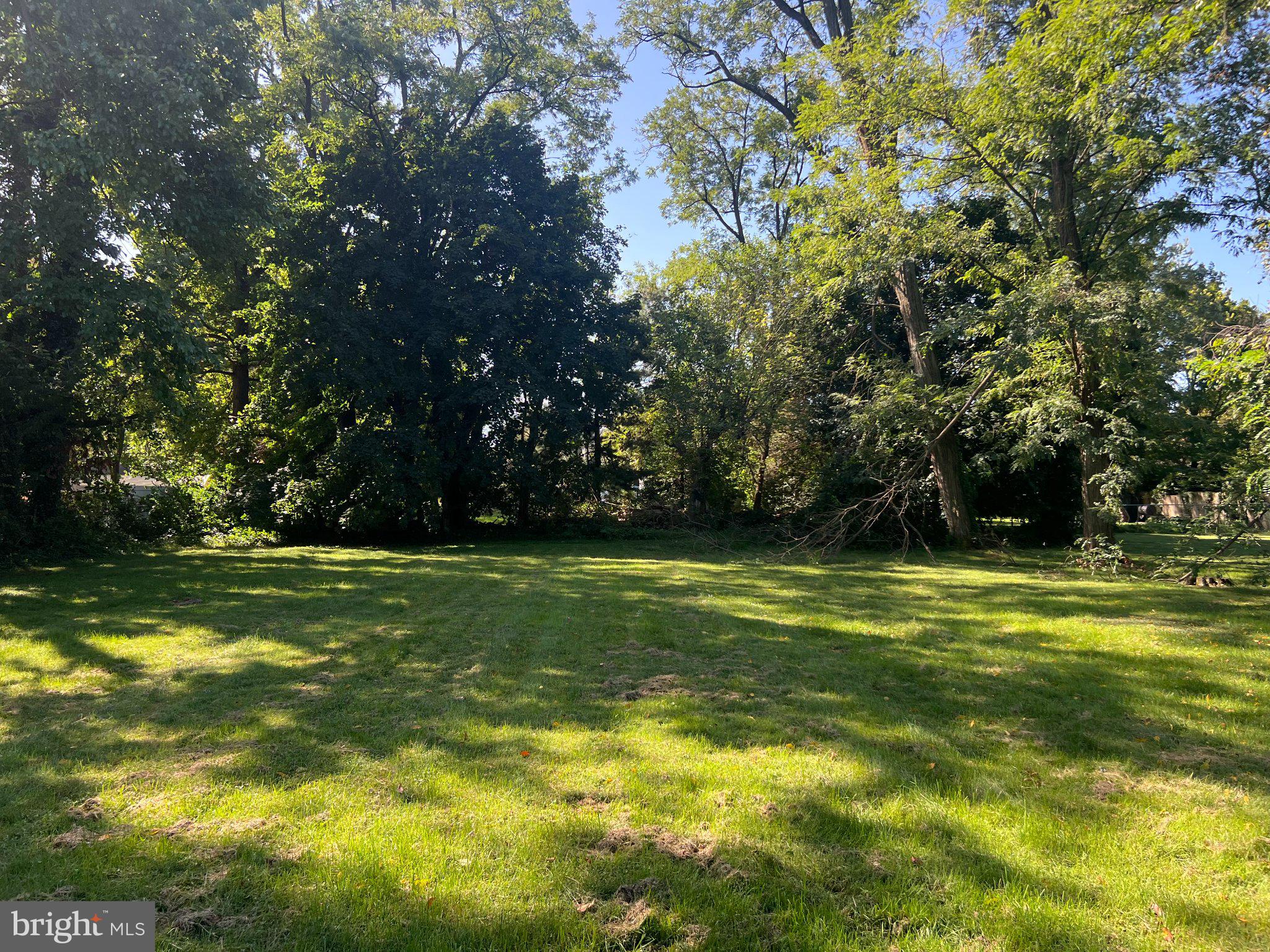 225 HAUSER AVENUE