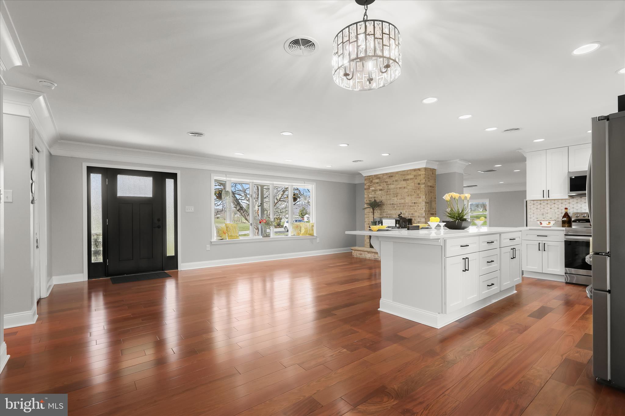 MYERSVILLE - Residential