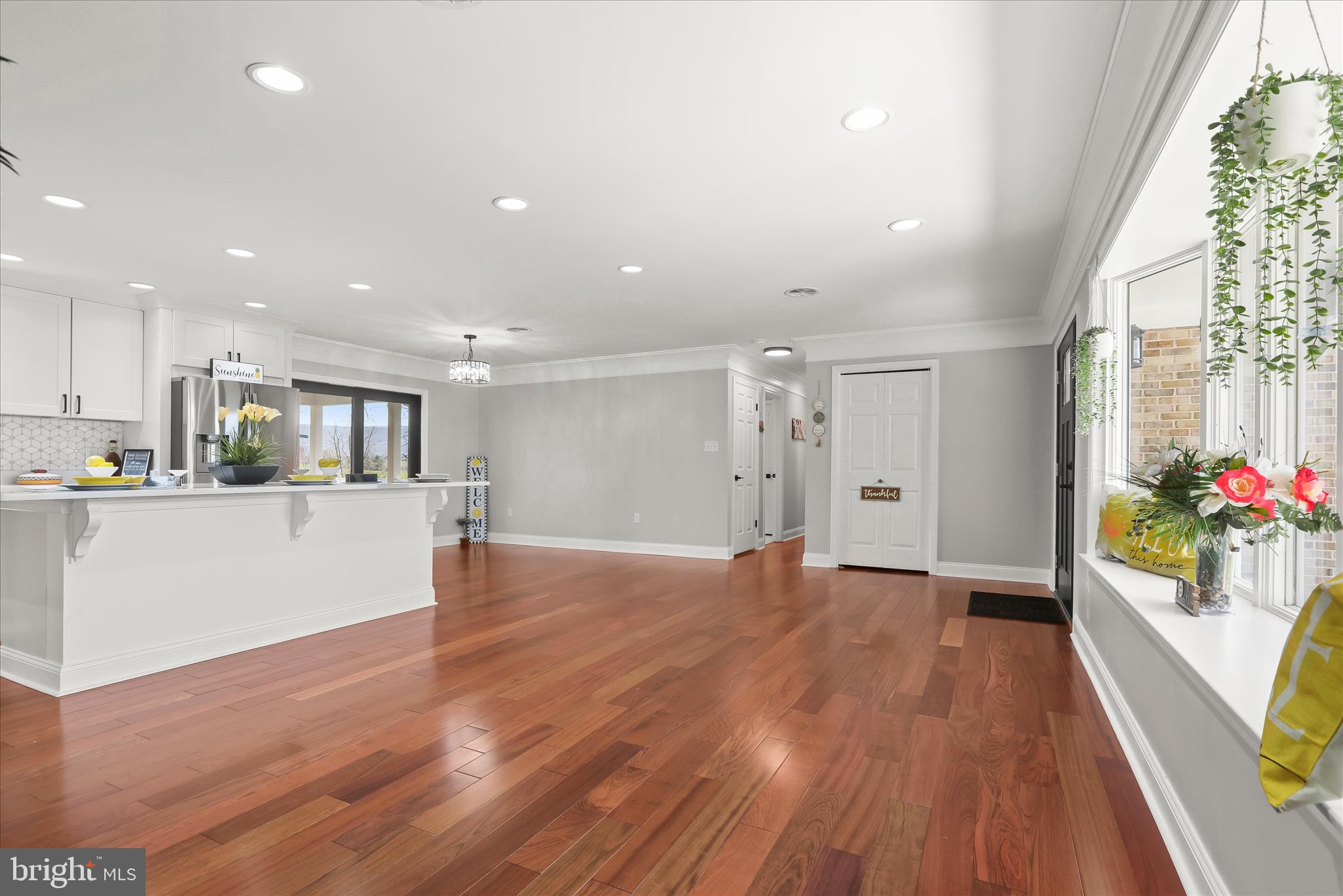 MYERSVILLE - Residential