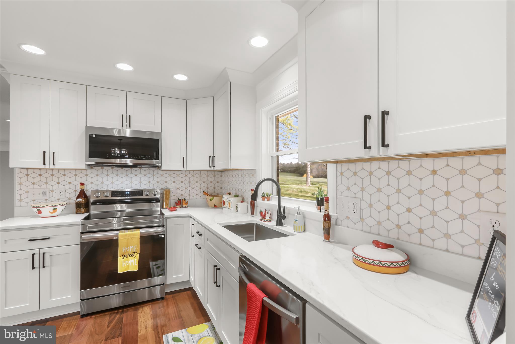 MYERSVILLE - Residential