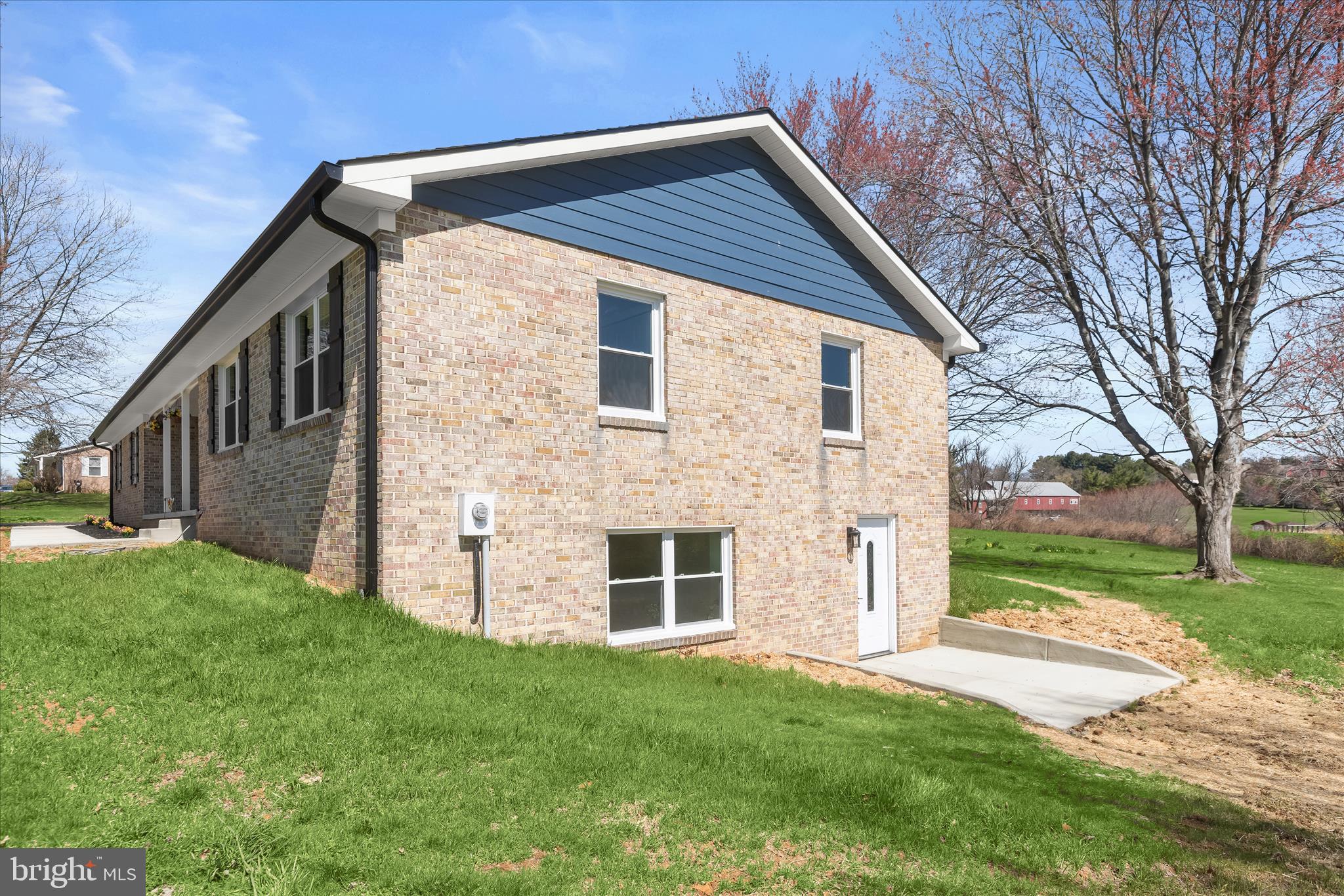 MYERSVILLE - Residential