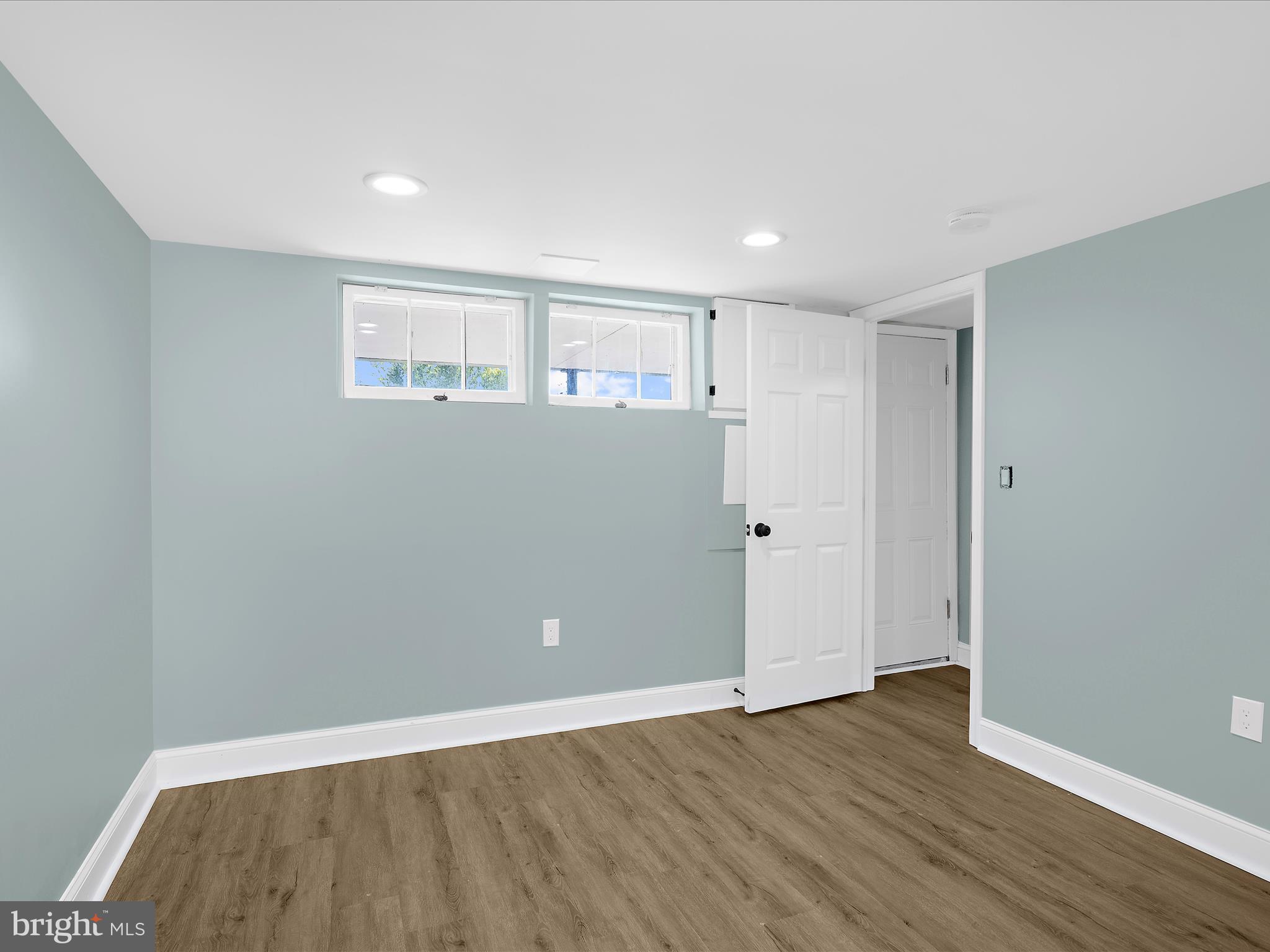 RAMBLEWOOD - Residential
