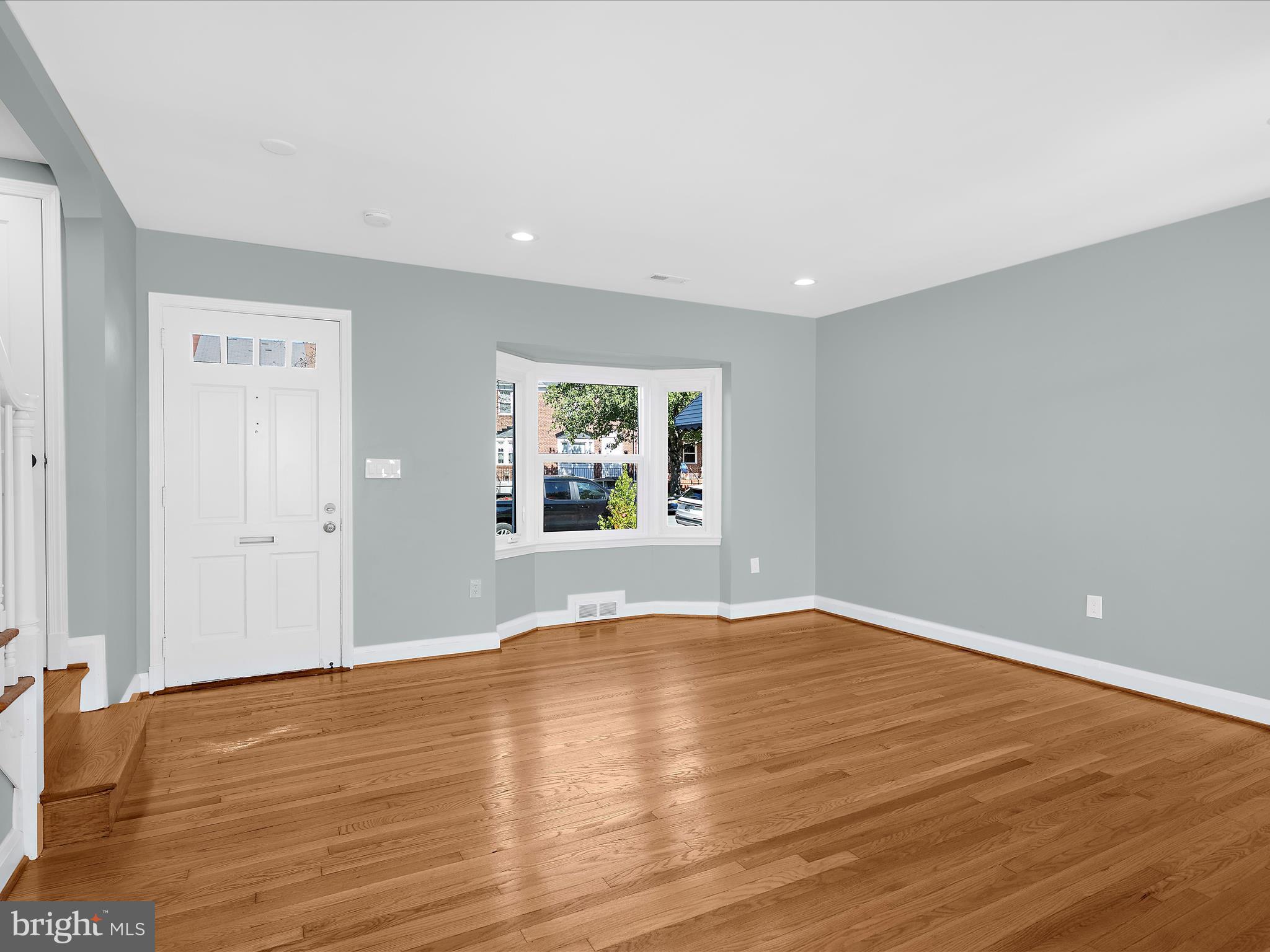 1203 RAMBLEWOOD ROAD