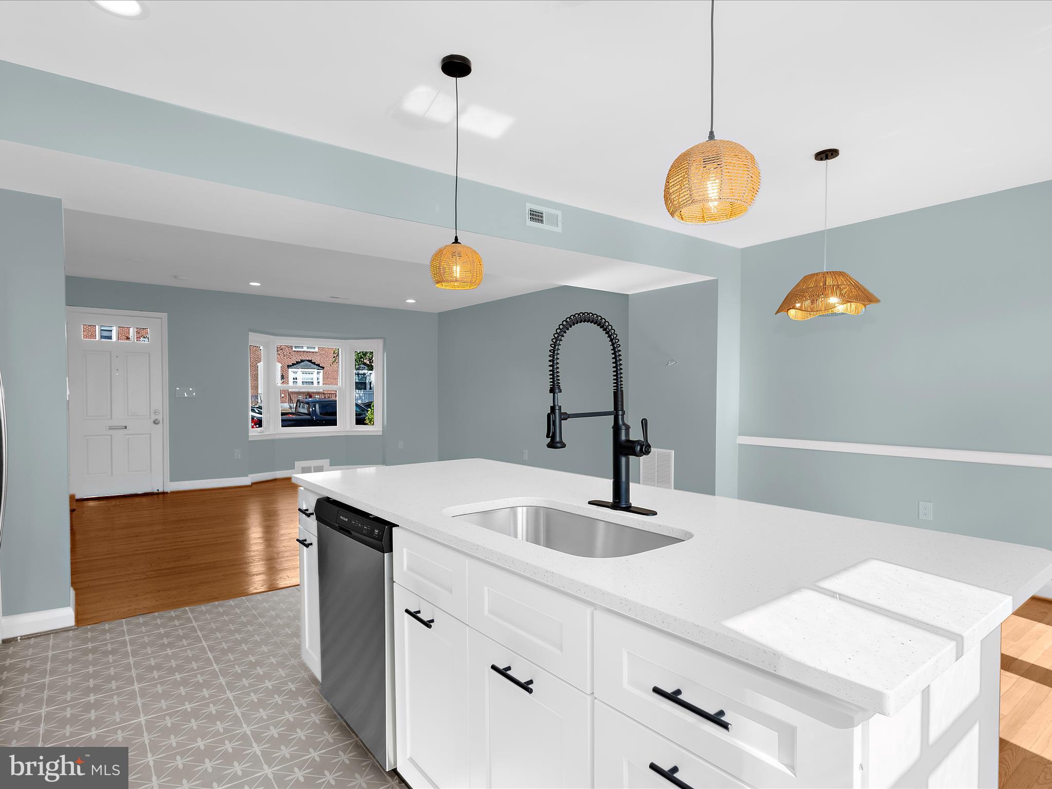 RAMBLEWOOD - Residential