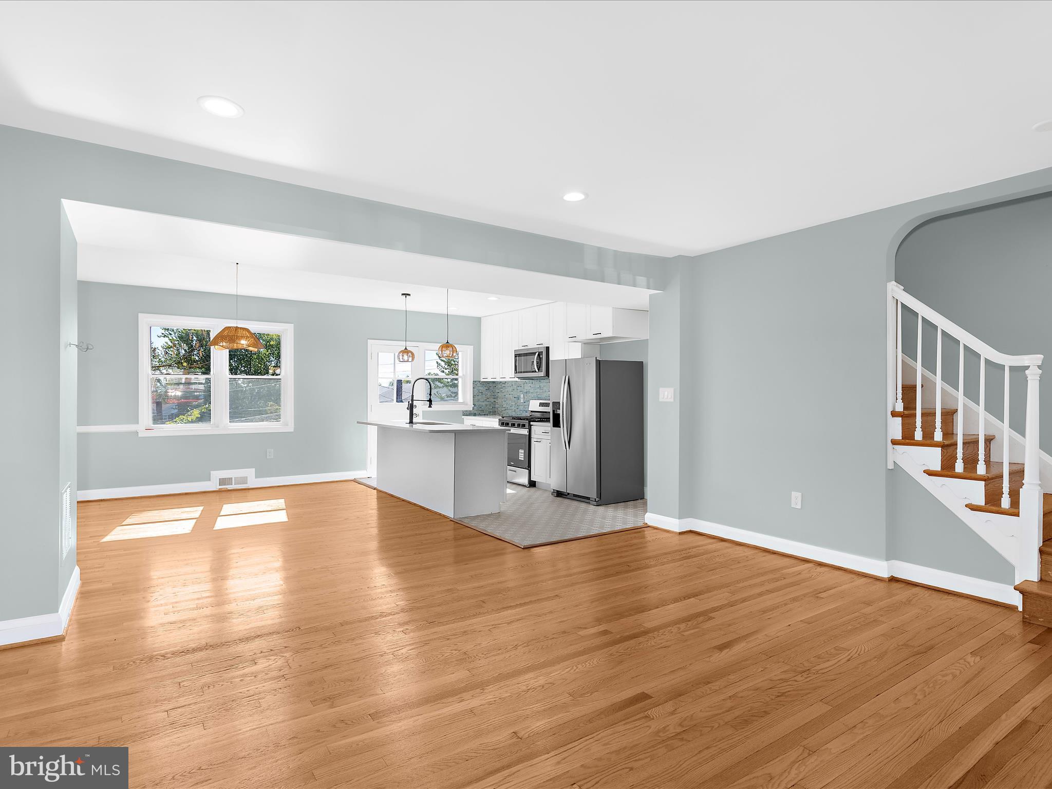 RAMBLEWOOD - Residential
