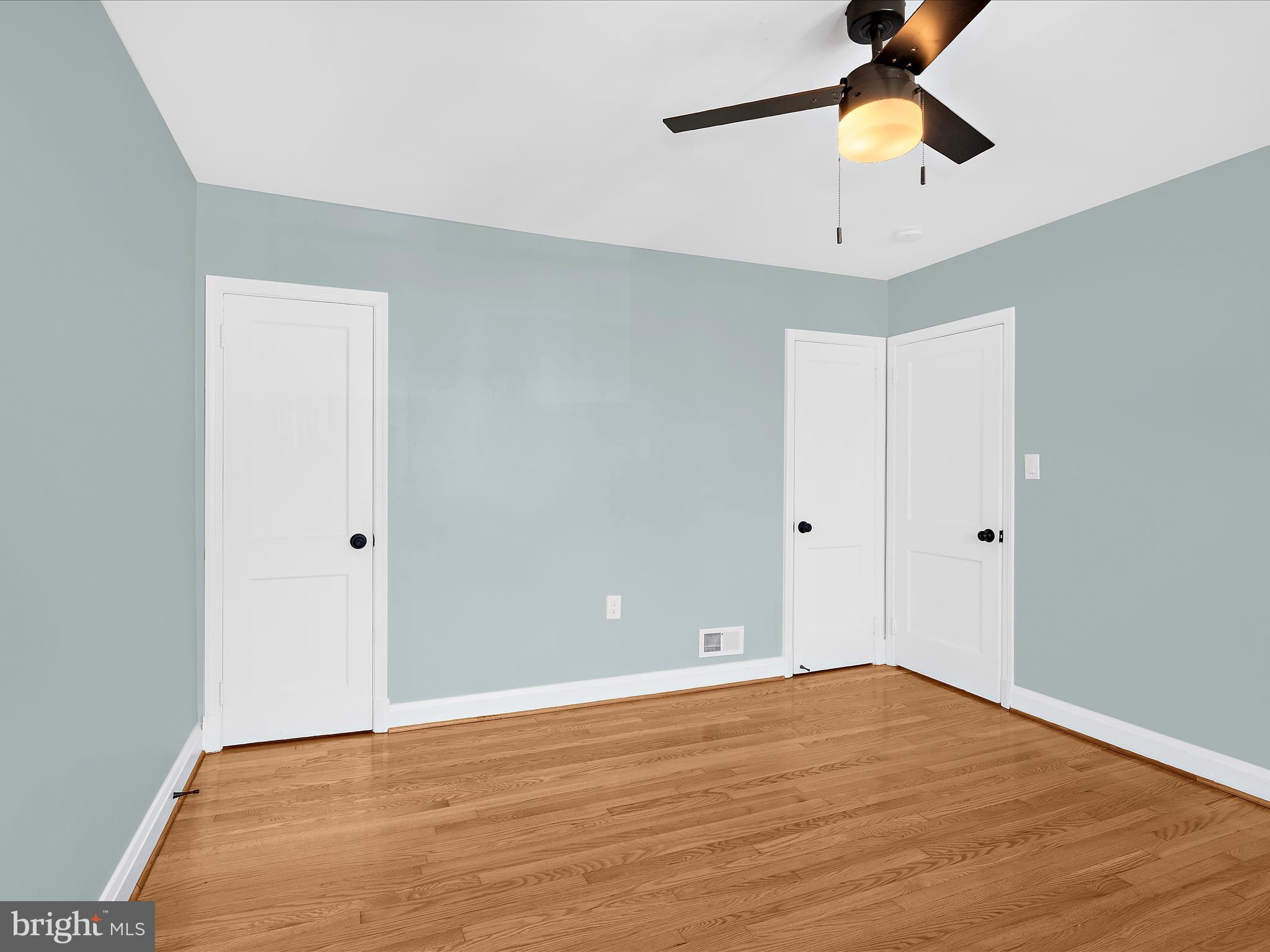 RAMBLEWOOD - Residential