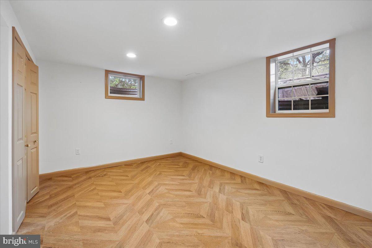 FLEETWOOD ESTATES - Residential