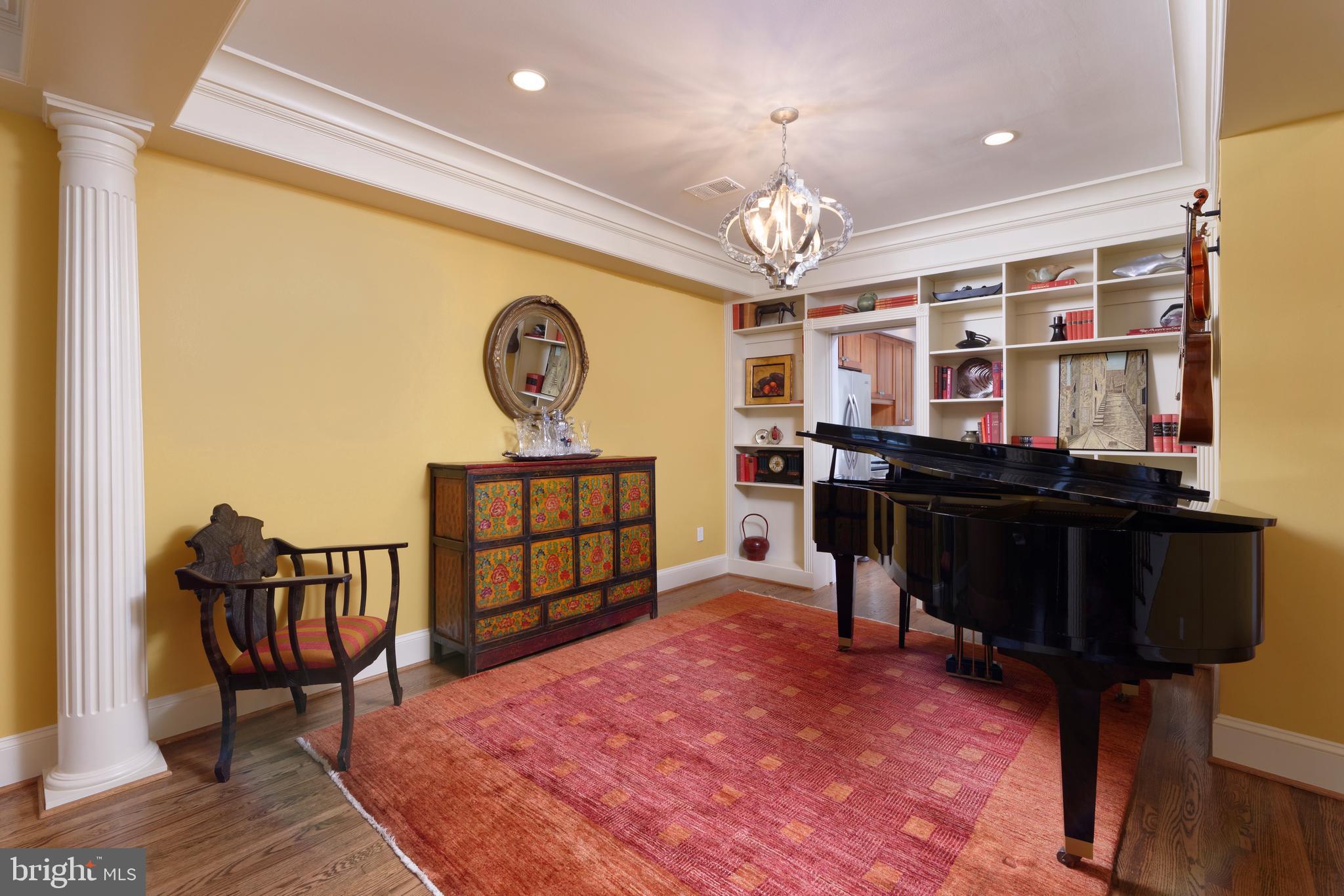 OLD TOWN ALEXANDRIA - Residential