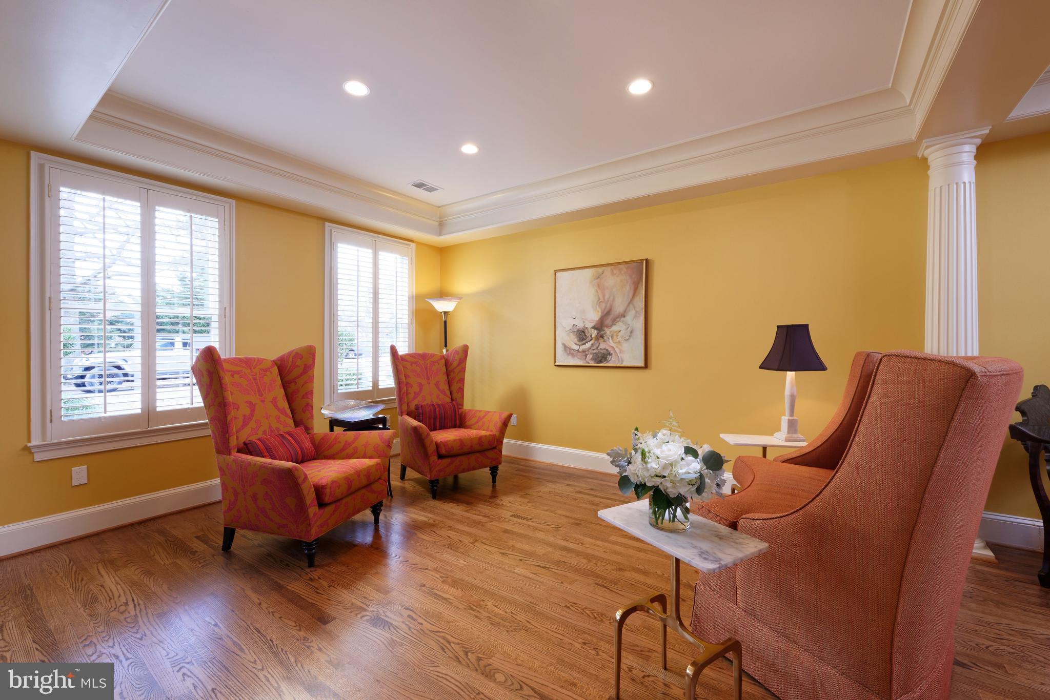 OLD TOWN ALEXANDRIA - Residential