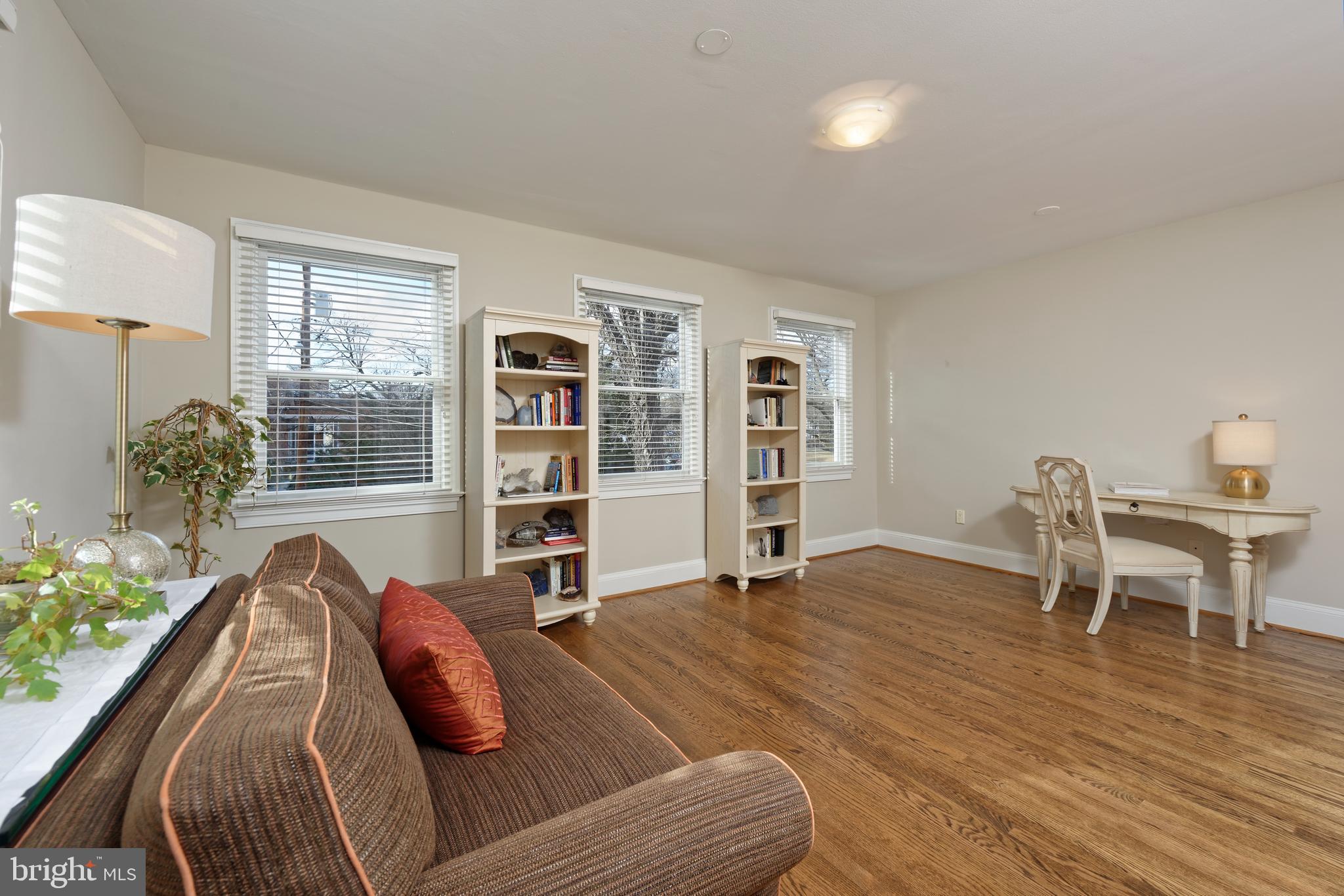 OLD TOWN ALEXANDRIA - Residential