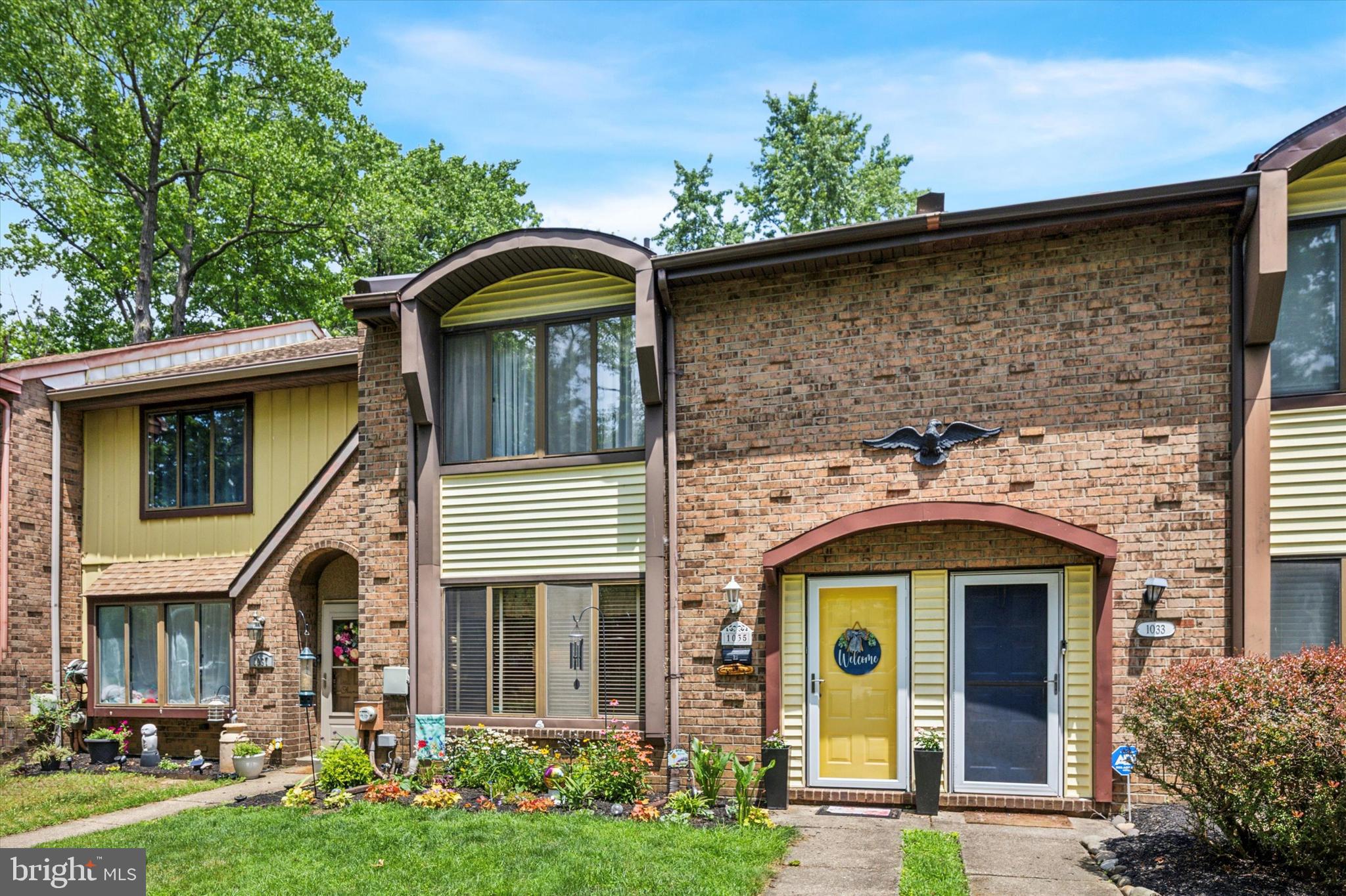1035 BEDLINGTON PLACE