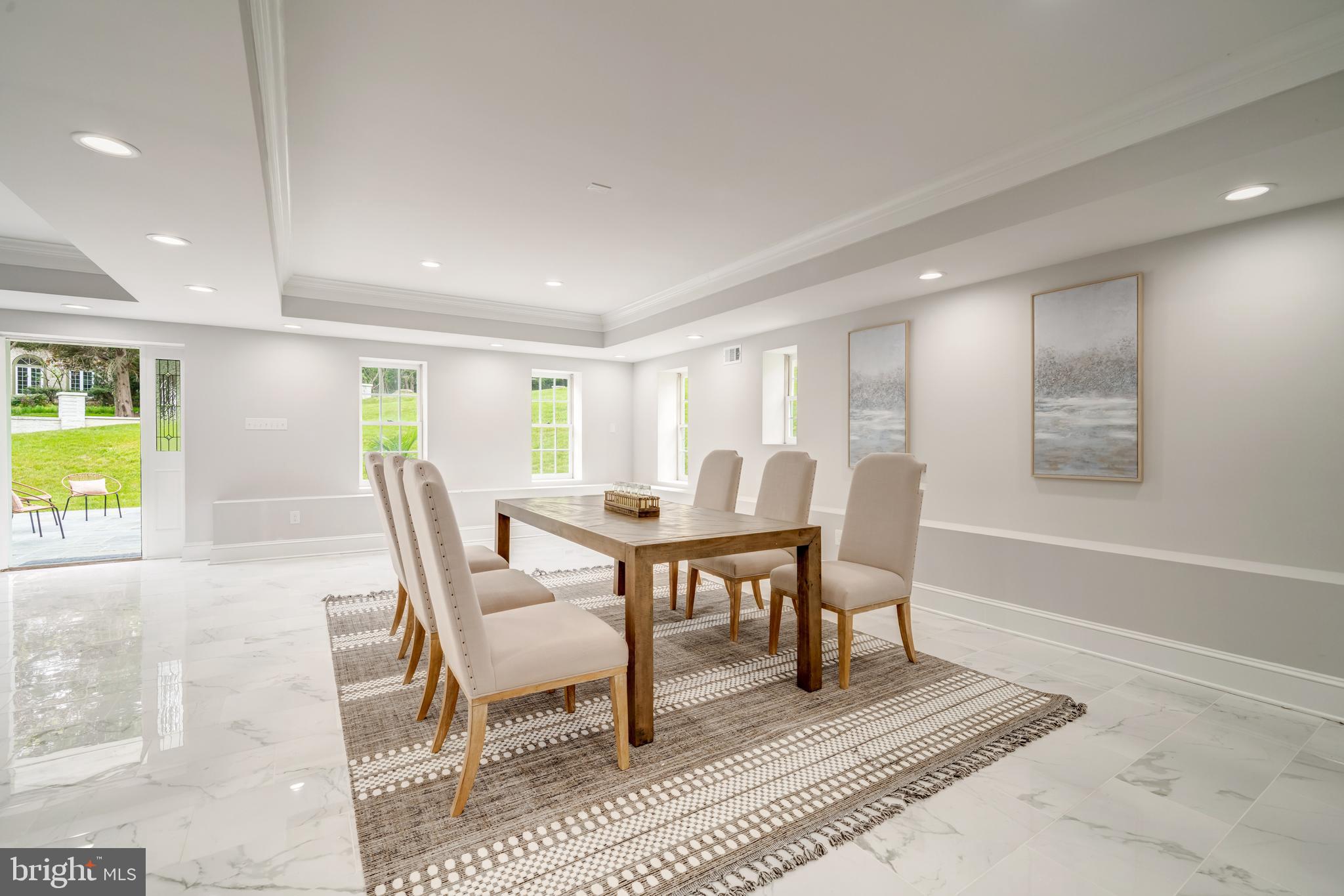 ROLLING VALLEY - Residential Lease