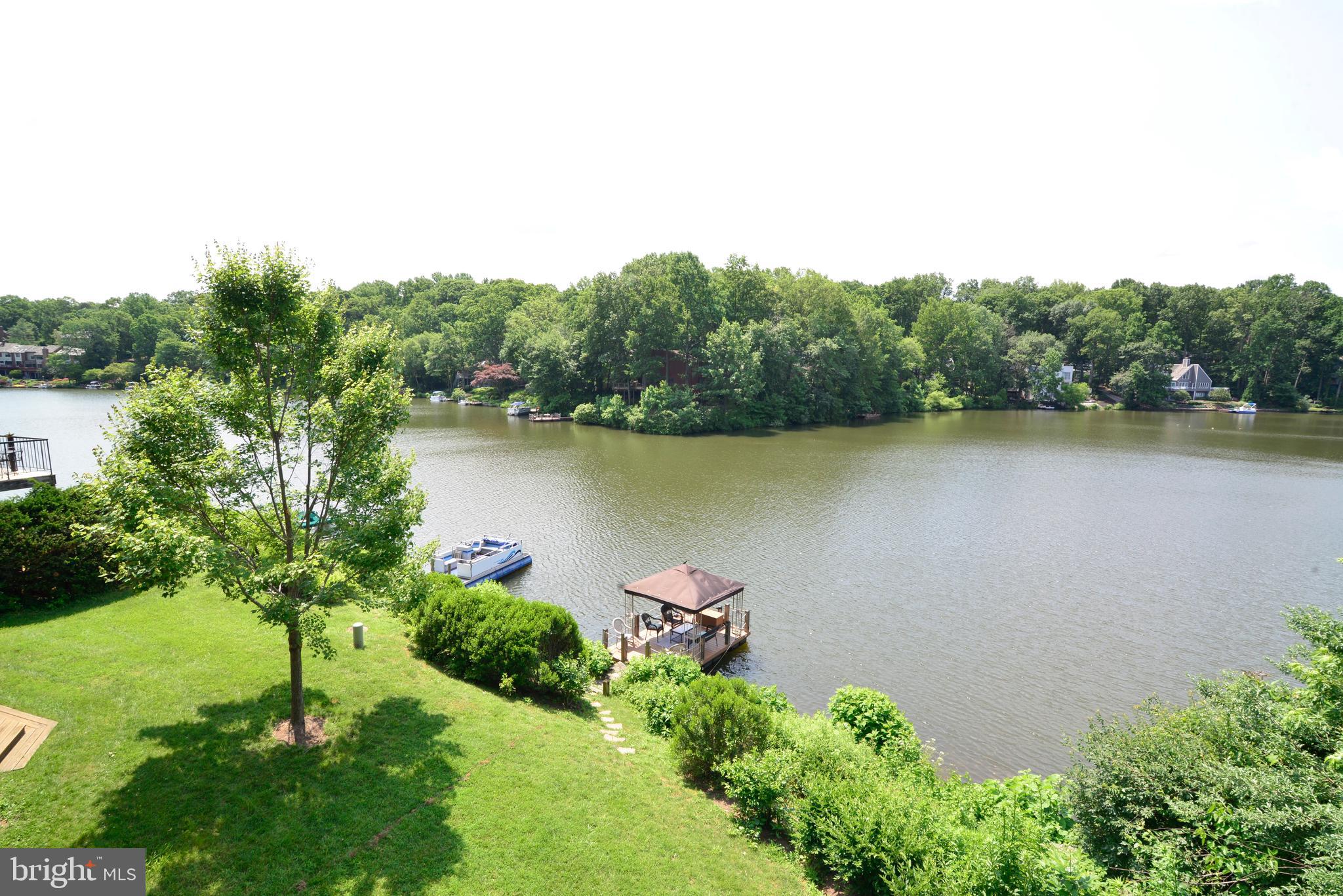 CABOTS POINT - Residential