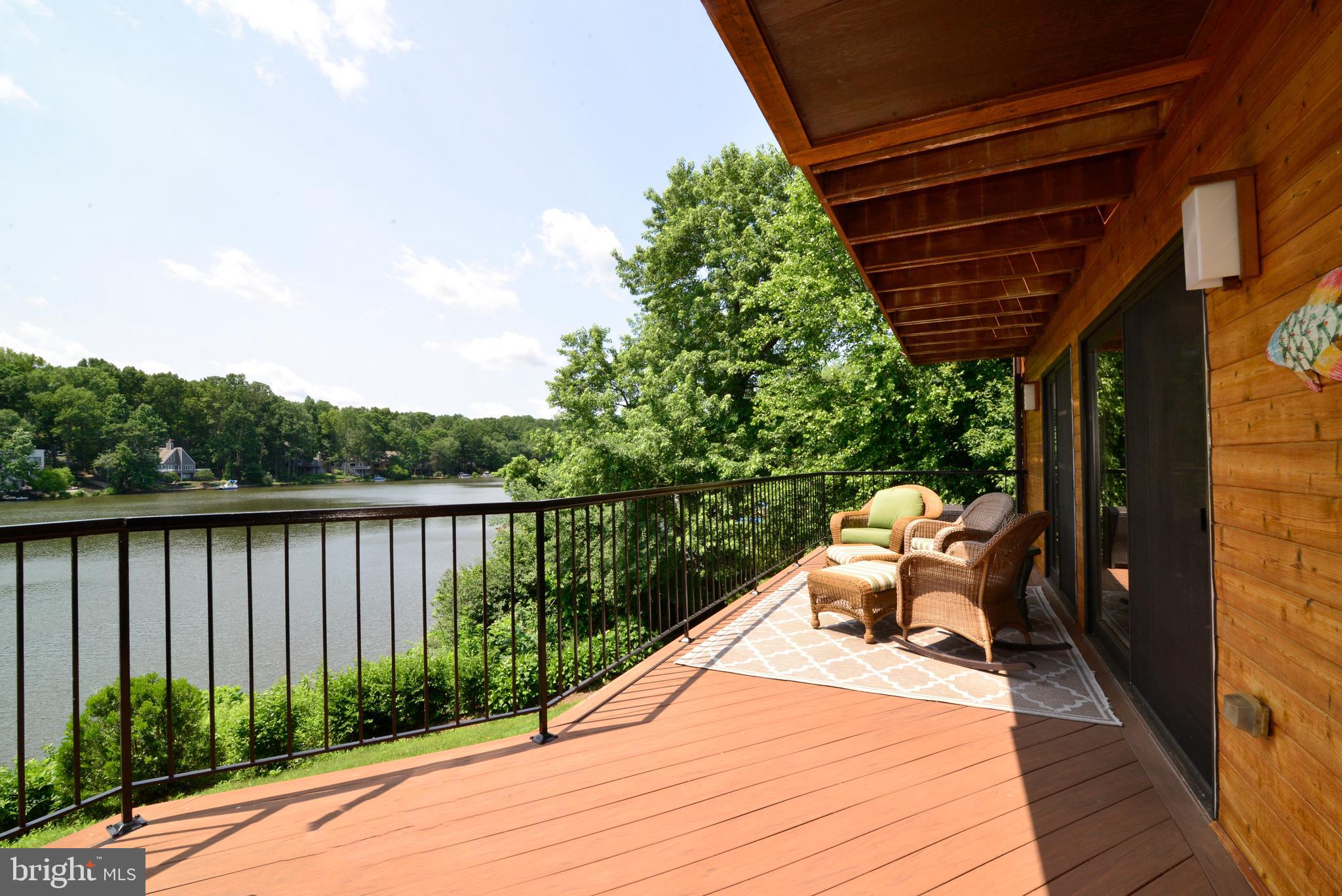 CABOTS POINT - Residential