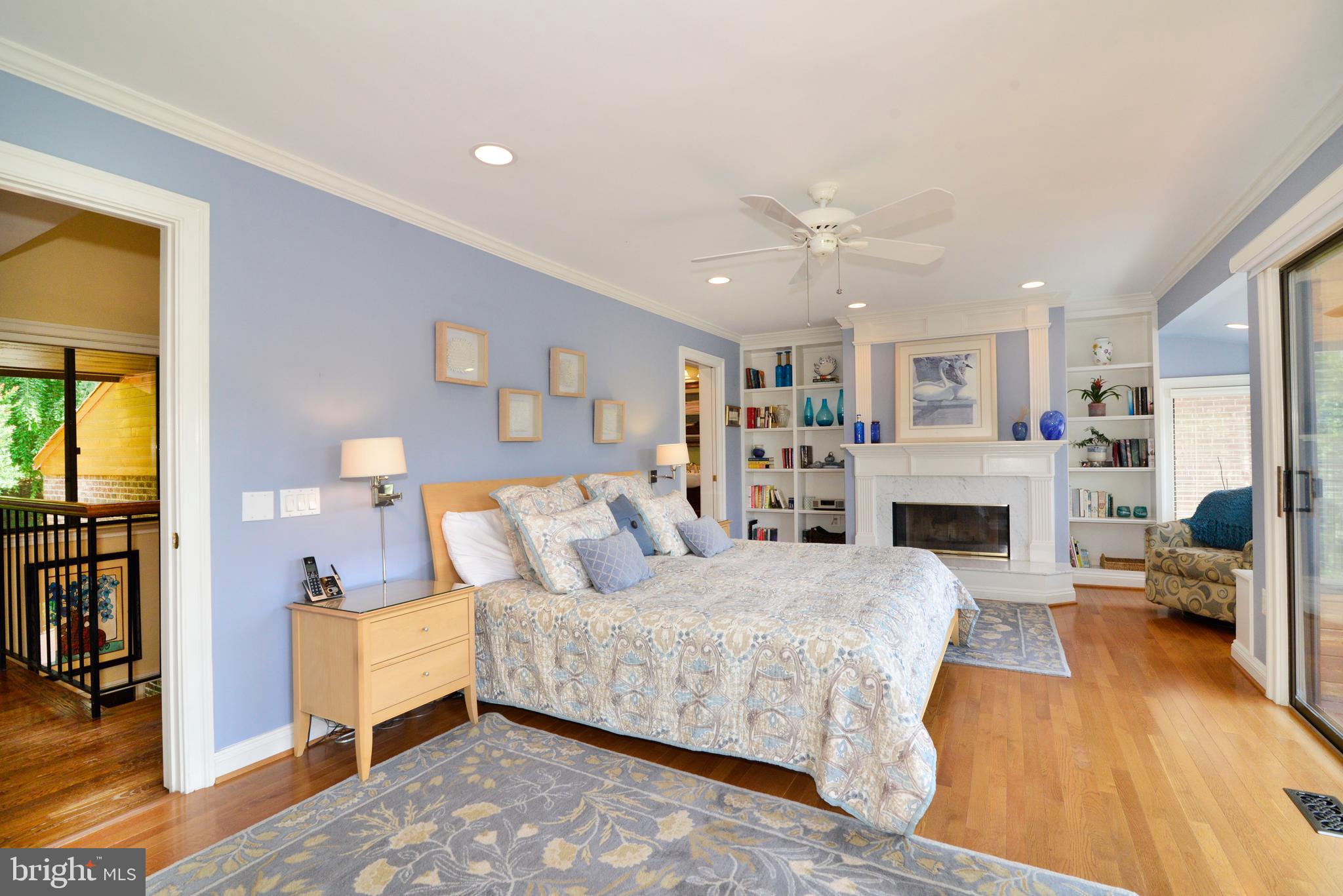 CABOTS POINT - Residential