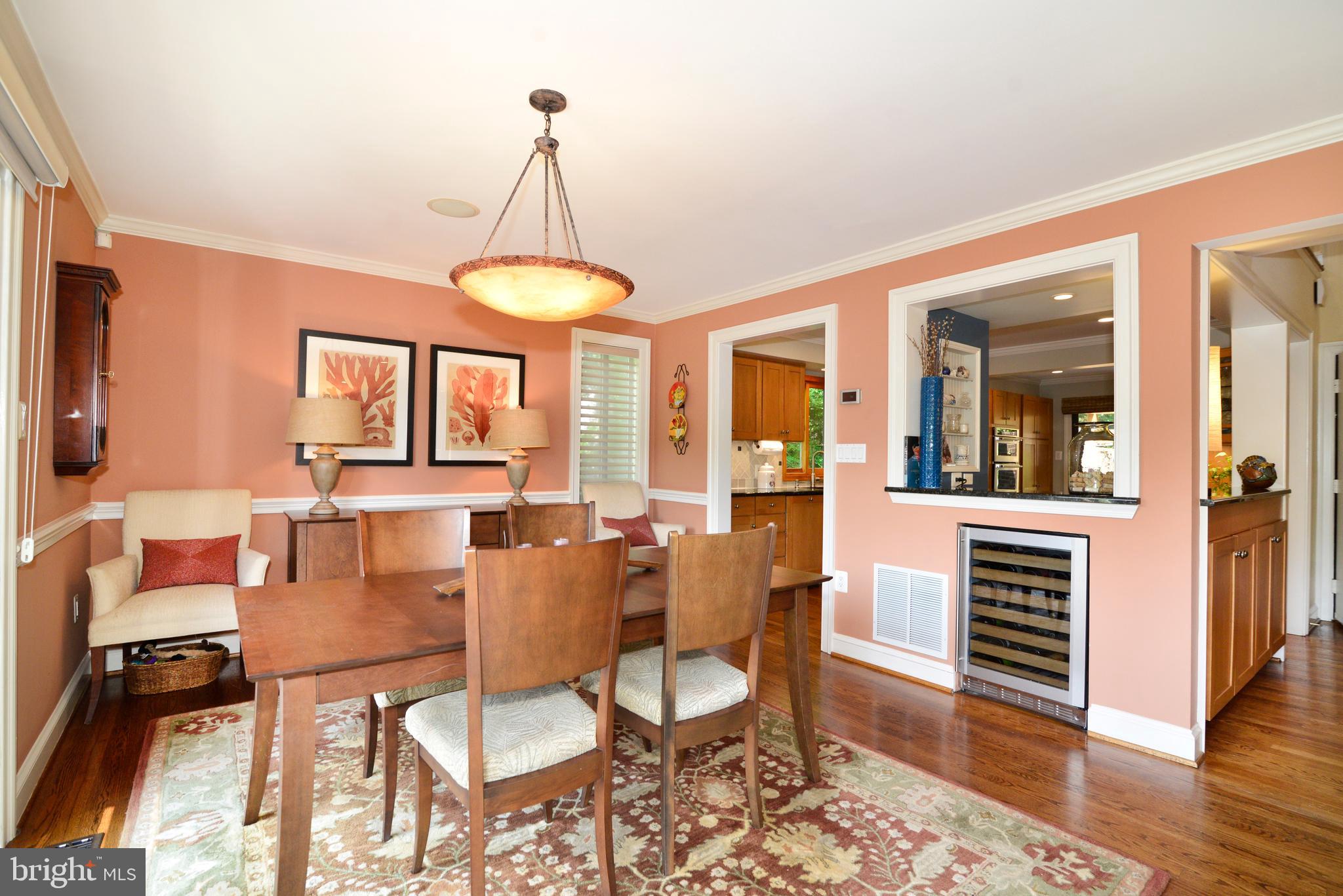 CABOTS POINT - Residential