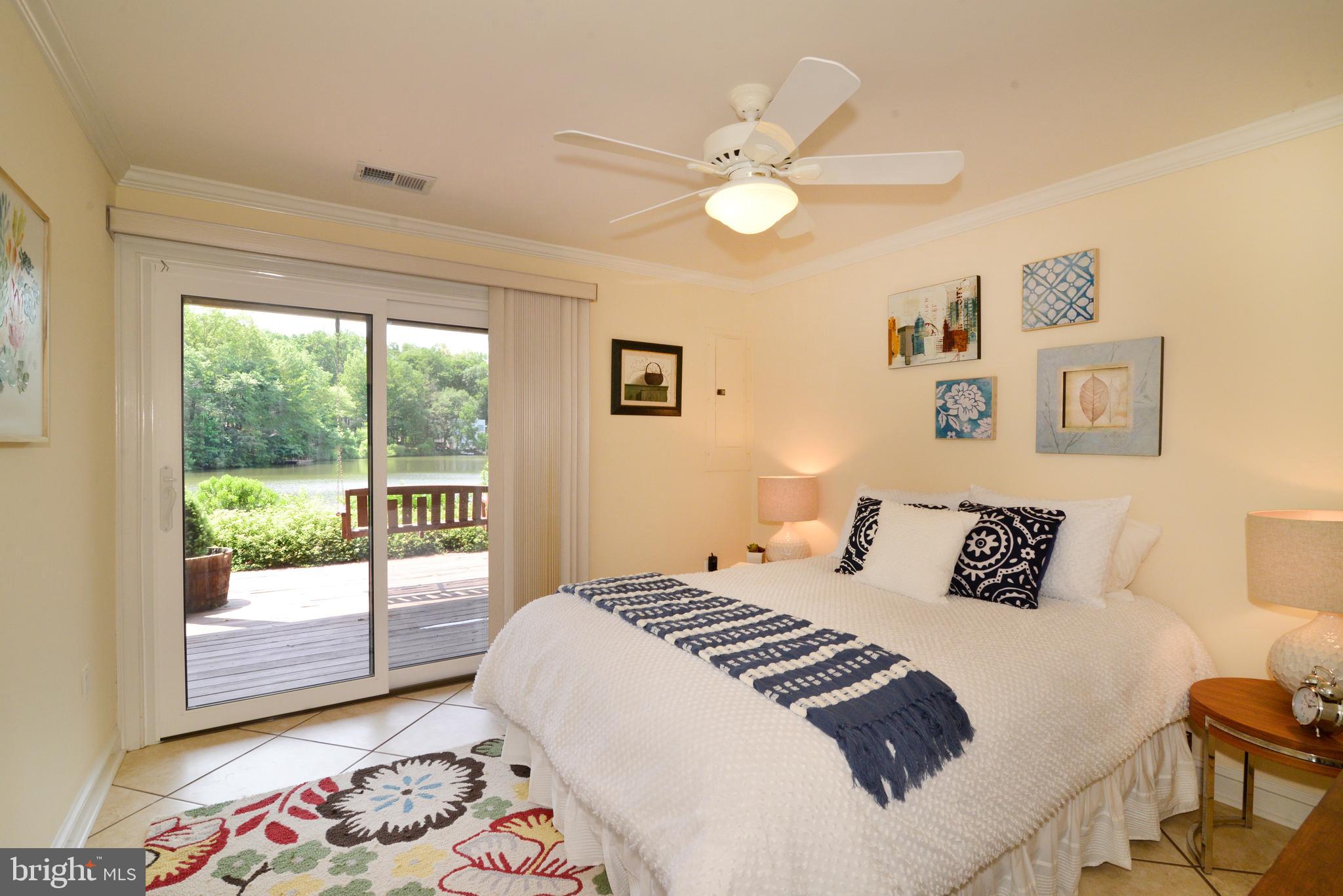 CABOTS POINT - Residential