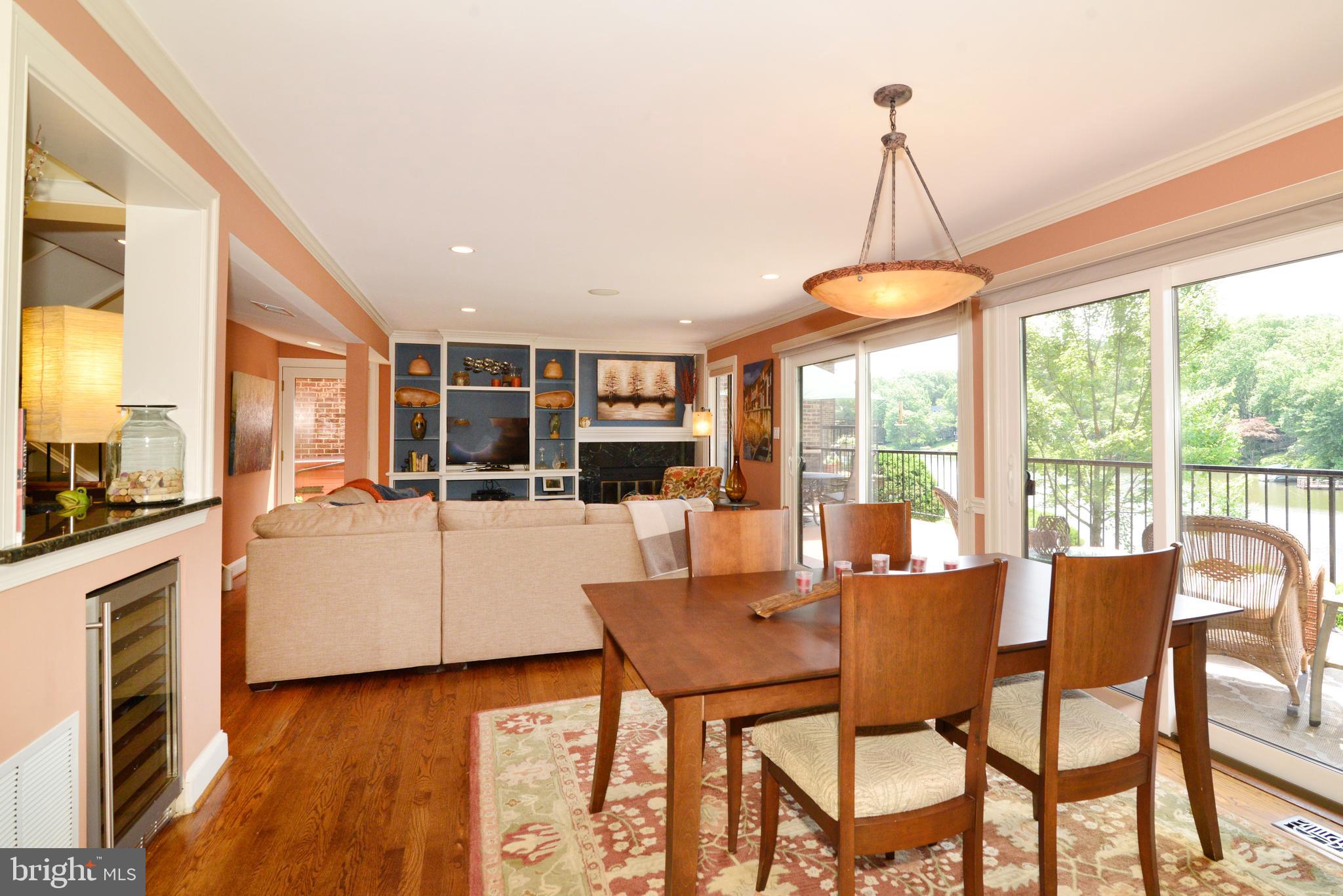 CABOTS POINT - Residential