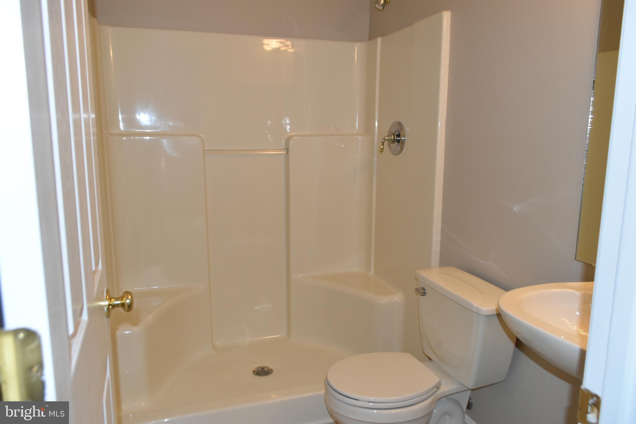STONEHEDGE - Residential Lease