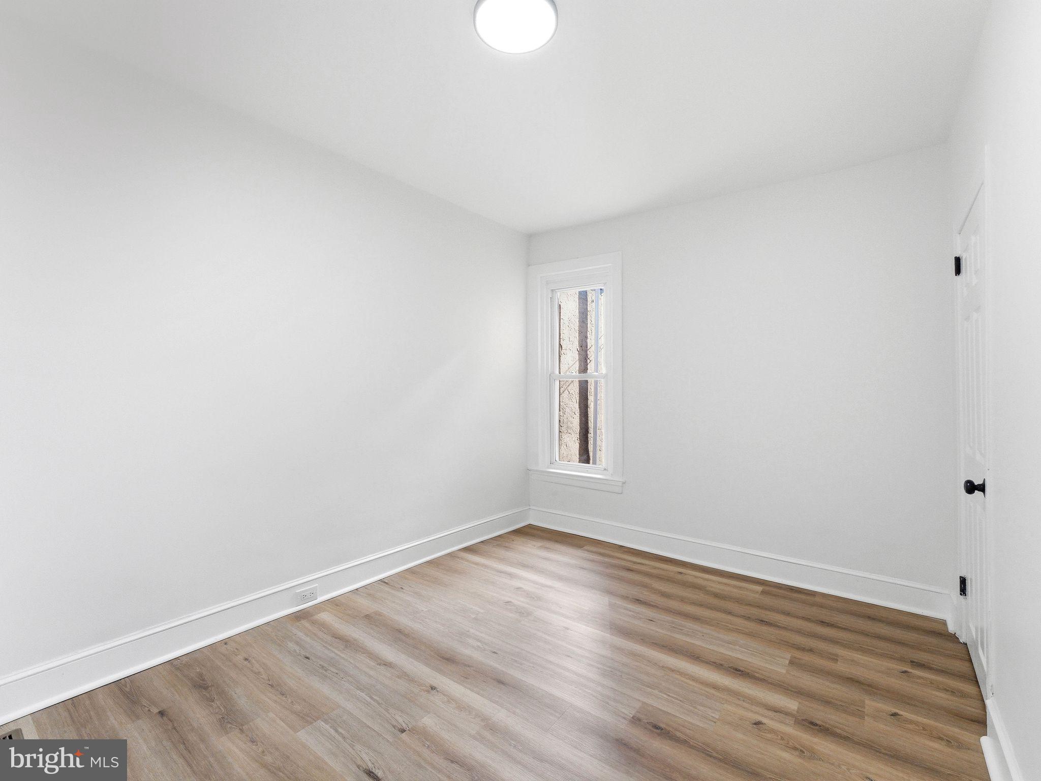 UNIVERSITY CITY - Residential