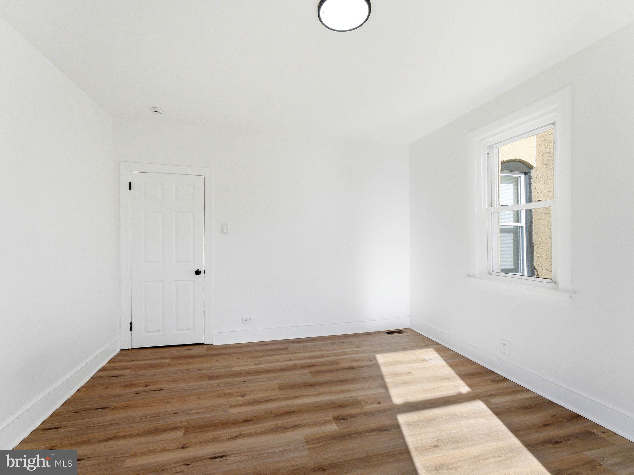 UNIVERSITY CITY - Residential