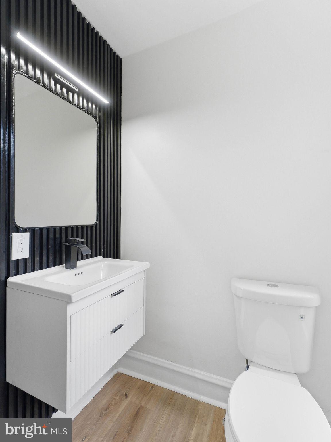 UNIVERSITY CITY - Residential