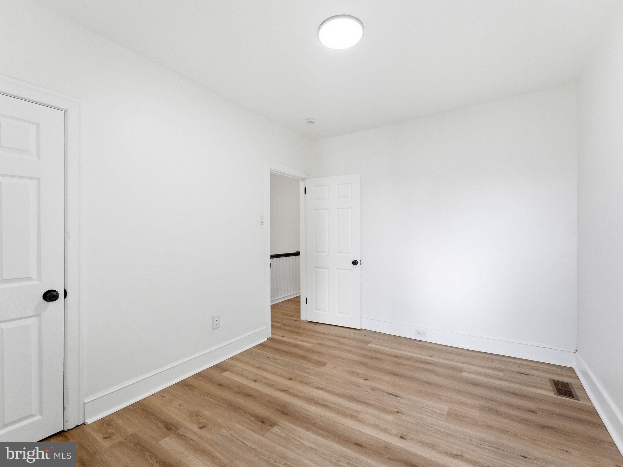 UNIVERSITY CITY - Residential