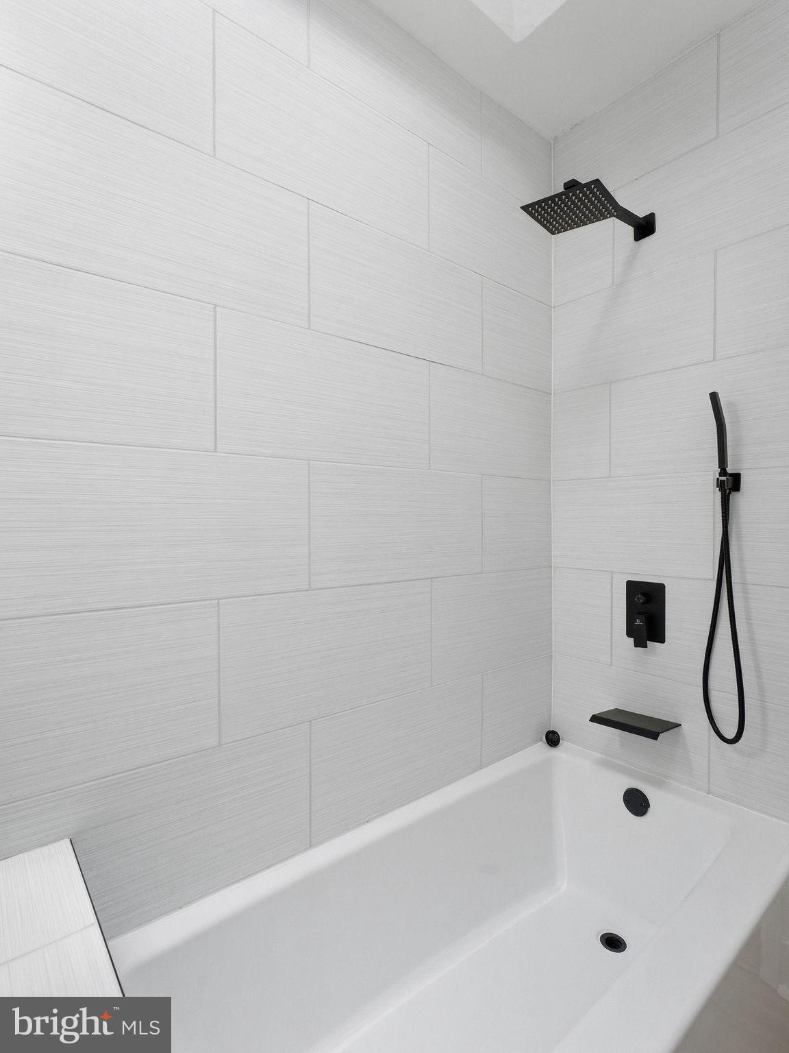 UNIVERSITY CITY - Residential