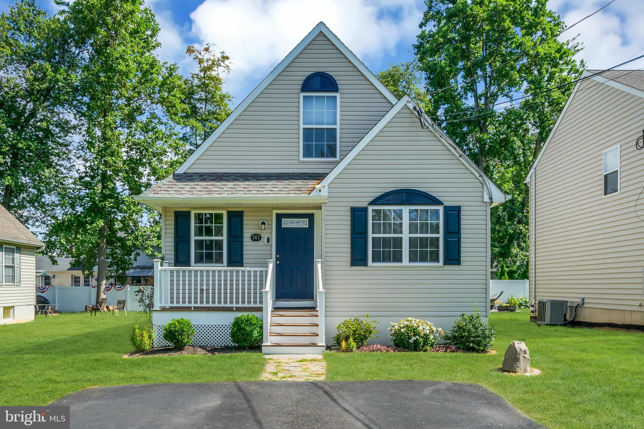 Welcome to 747 Elm Avenue, a newer 1-owner home that perfectly combines comfort, style, and modern updates located on a peaceful non-through stone road. Step inside and you’ll immediately notice the thoughtful layout, starting with the highly sought-after first-floor bedrooms, offering convenience and future-proofing so you'll never have to move again!
The heart of the home is the recently updated kitchen, where sleek finishes, modern cabinetry, and ample counter space make cooking and gathering a joy. The entire home was recently painted, giving the home a fresh and move-in-ready feel.
With four bedrooms and two full baths, there’s plenty of space for family, guests, or a home office. The massive basement provides endless possibilities—whether you’re dreaming of a game room, gym, theater space, or simply tons of organized storage.
Step outside and you’ll fall in love with the wonderful patio, the perfect setting for summer barbecues, cozy fall evenings around the fire, or quiet mornings with coffee. The backyard offers the ideal balance of relaxation and entertaining space.
This is more than just a house—it’s a place where memories are made. Come experience all that 747 Elm Avenue has to offer!