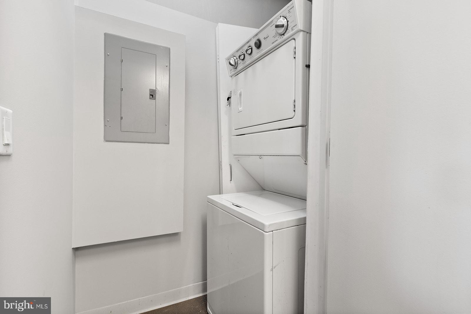 RITTENHOUSE SQUARE - Residential Lease