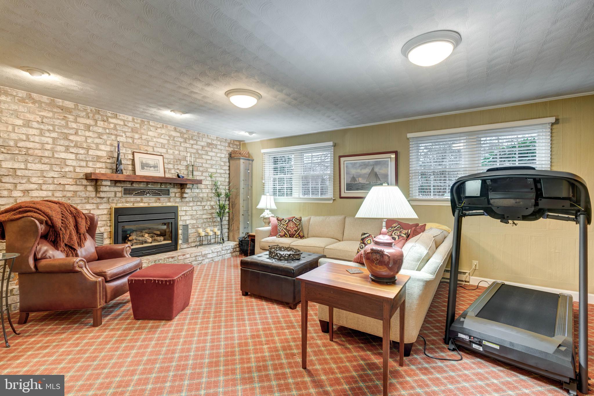 WINCHESTER PARK - Residential