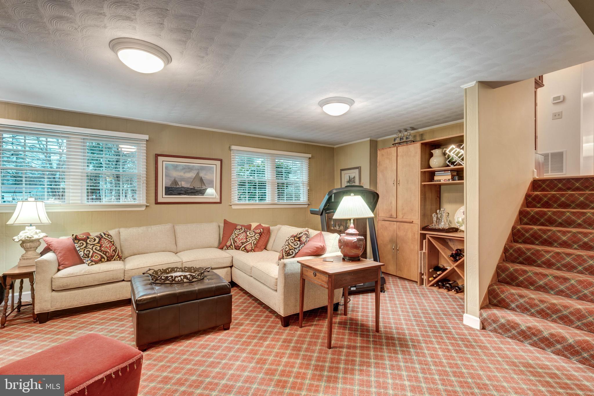 WINCHESTER PARK - Residential