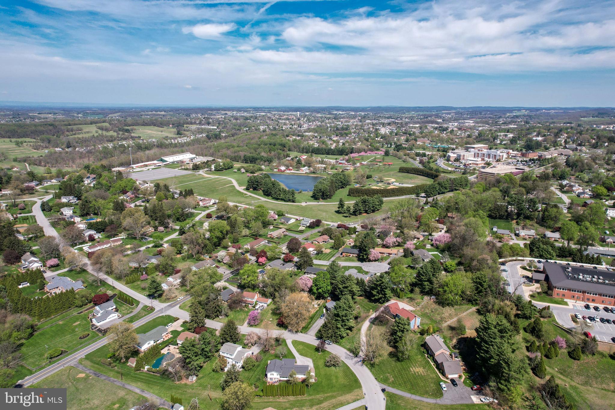 WINCHESTER PARK - Residential